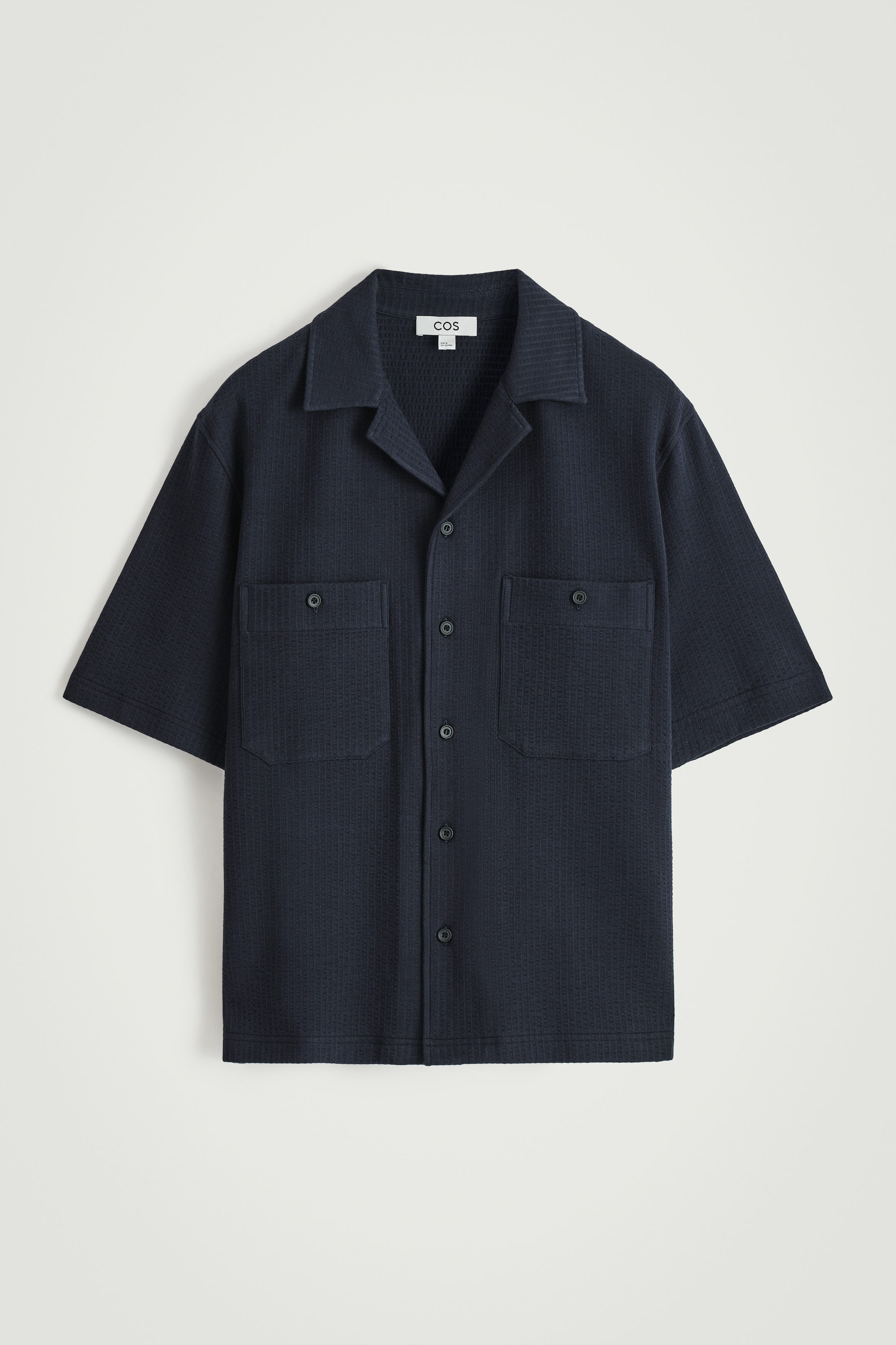 SEERSUCKER COTTON SHORT-SLEEVED SHIRT - BLACK | COS