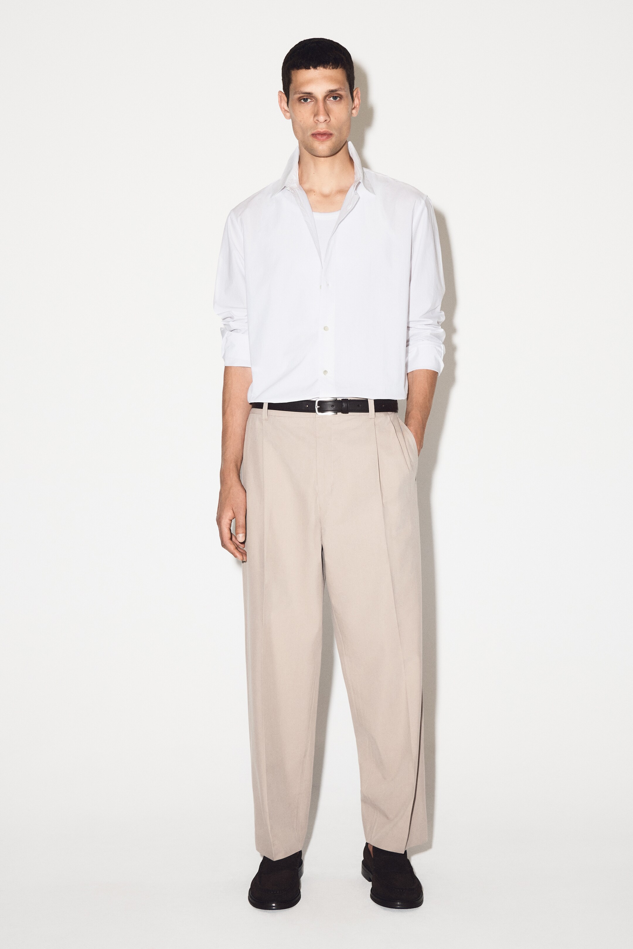 Größeres Bild anzeigen: LOCKERES HEMD AUS BAUMWOLL-POPELINE - WEISS - Men | H&M AT 8