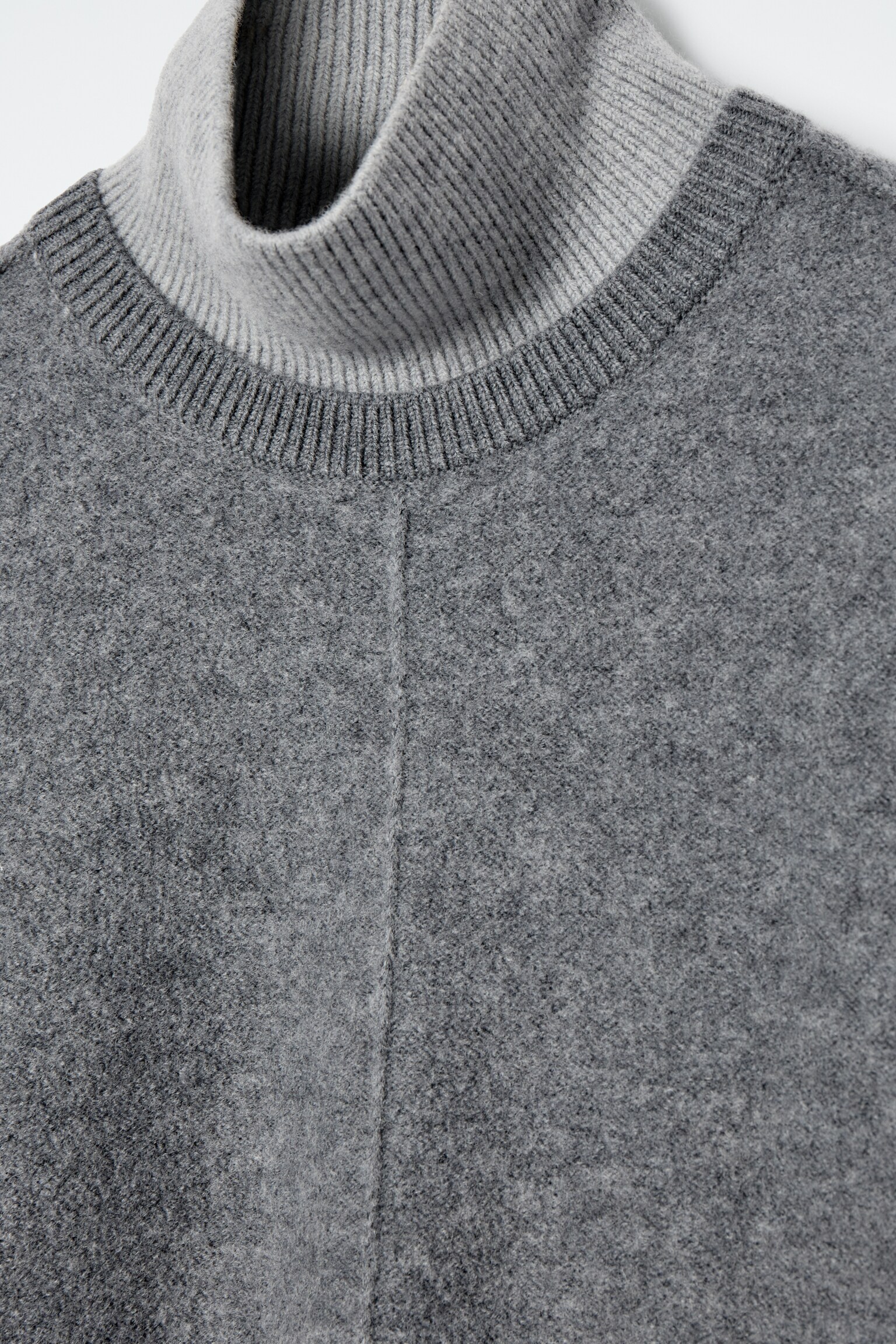 JERSEY DE LANA EN CAPAS CON BLOQUES DE COLOR - GRIS - 7