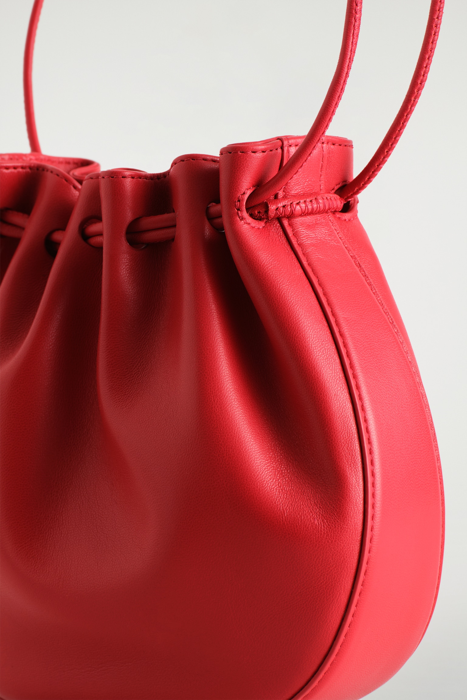 BOLSO FRUNCIDO - PIEL - ROJO - 4