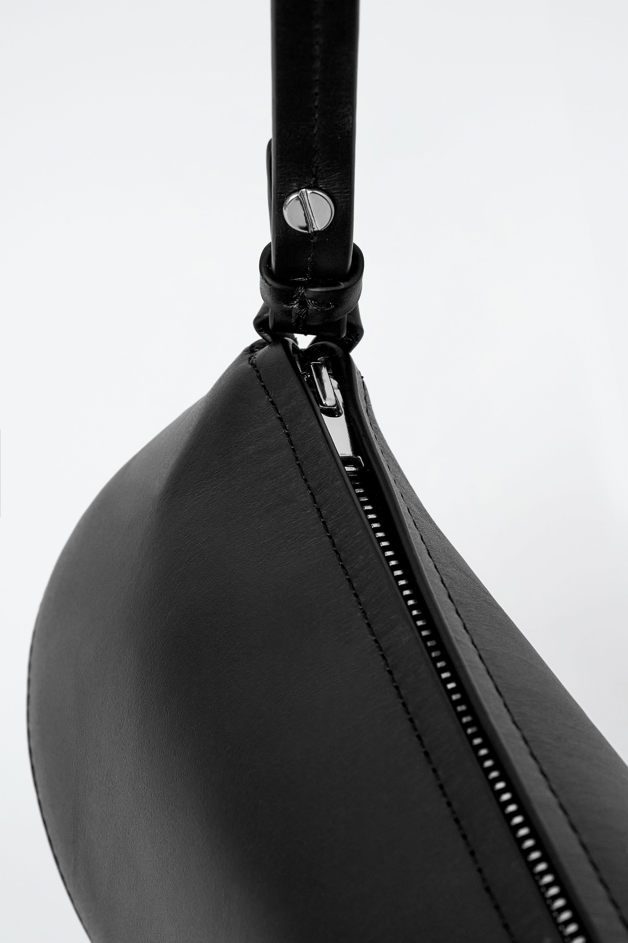 COVE CLUTCH BAG - LEATHER