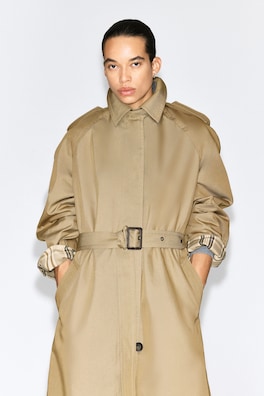 CHECK-DETAIL BELTED COTTON TRENCH COAT — BEIGE / CHECKED 2