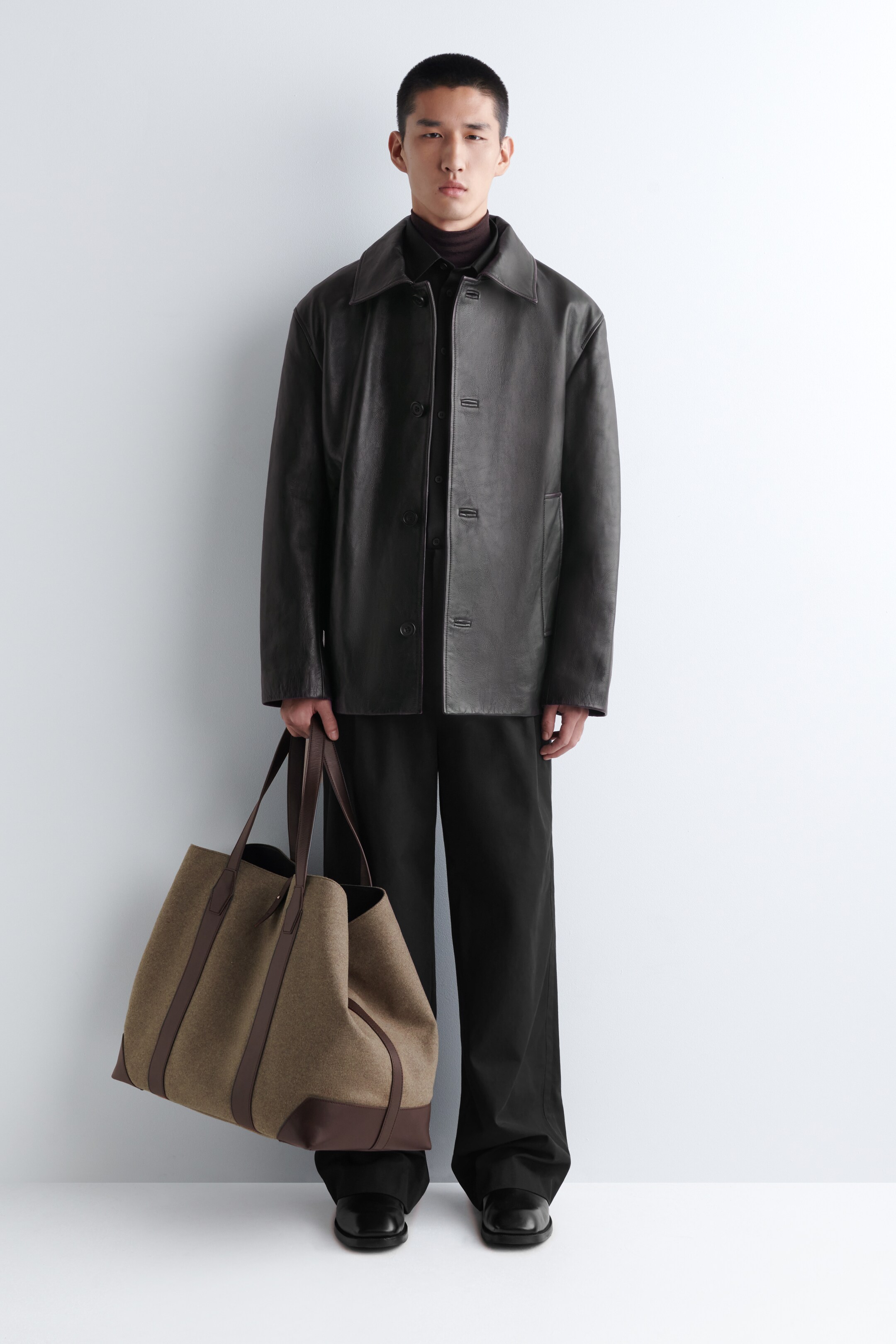 Ver imagen más grande: WEEKENDER OVERSIZED TOTE BAG - WOOL - BEIGE | H&M ES 1