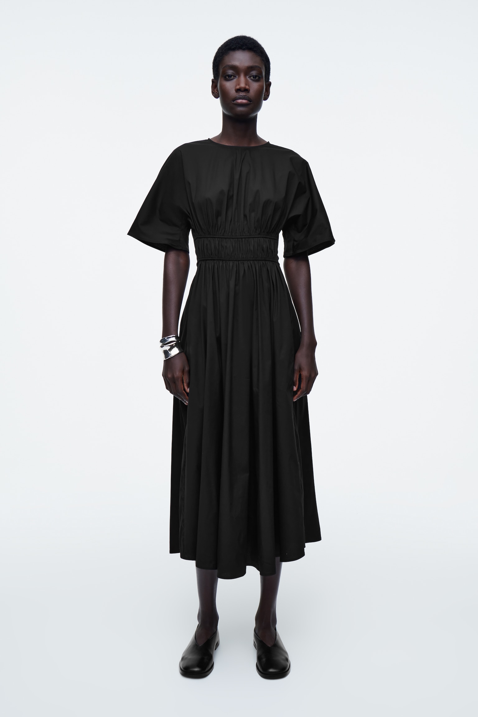 ROBE MIDI FRONCÉE AU DOS OUVERT - NOIR/PISTACHE - 1