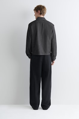 PINSTRIPED DENIM ZIP-UP OVERSHIRT — BLACK / PINSTRIPED 4