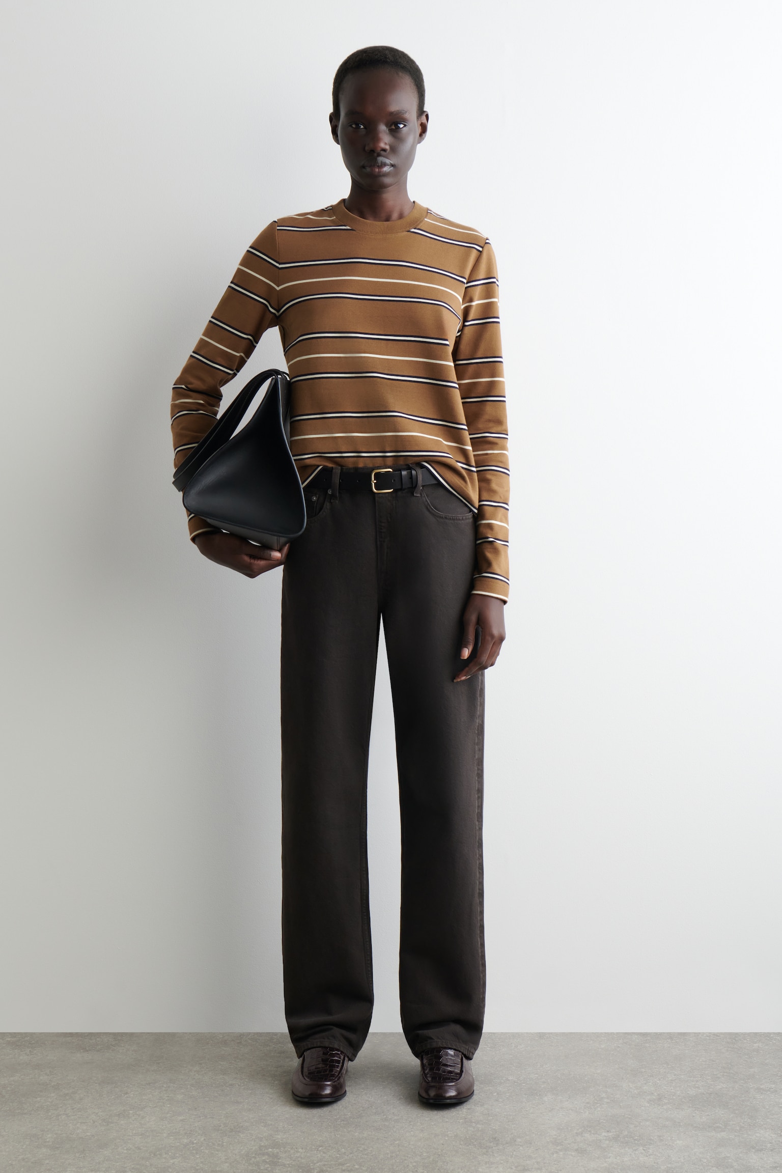 TRICOU CU MÂNECI LUNGI, TĂIETURĂ CLASICĂ - BROWN / STRIPED/BLEUMARIN / CU DUNGI/ALBASTRU DESCHIS/ALB / MARO/white/BLACK/BEJ / NEDĂPĂCIT/ECRU / BLEUMARIN / MARO / CU DUNGI - 3