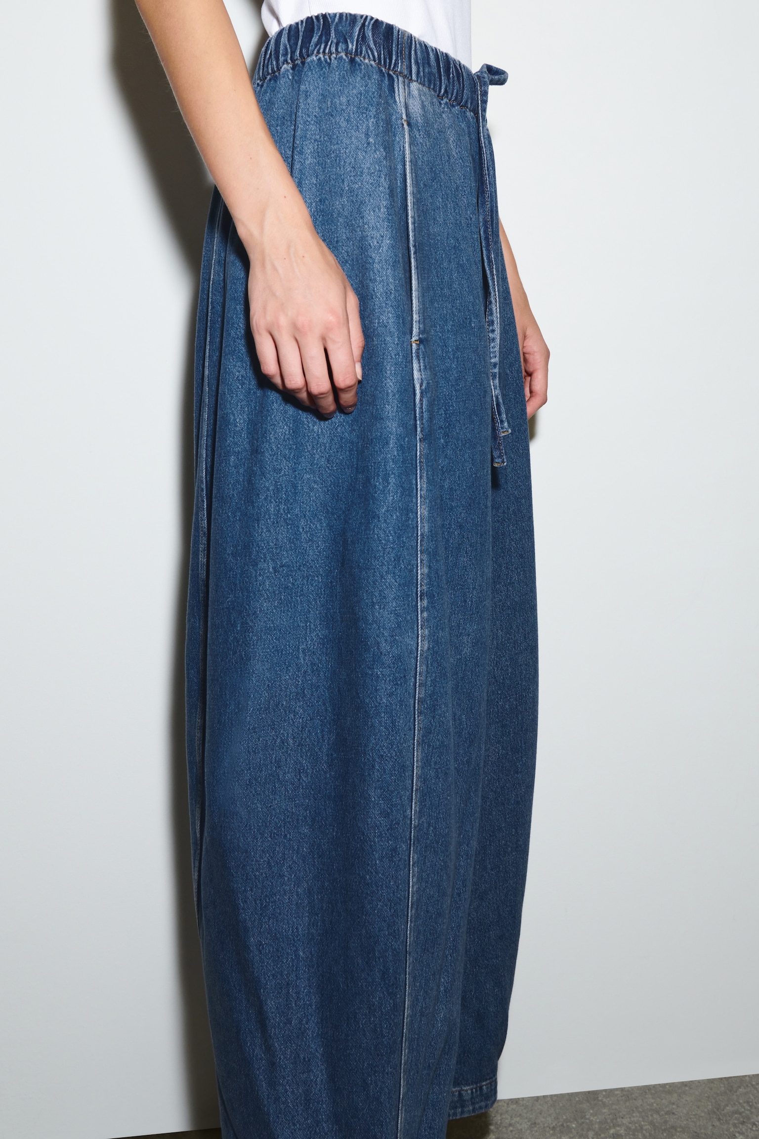 BARREL-LEG DENIM DRAWSTRING TROUSERS - BLUE/DARK BLUE - 5