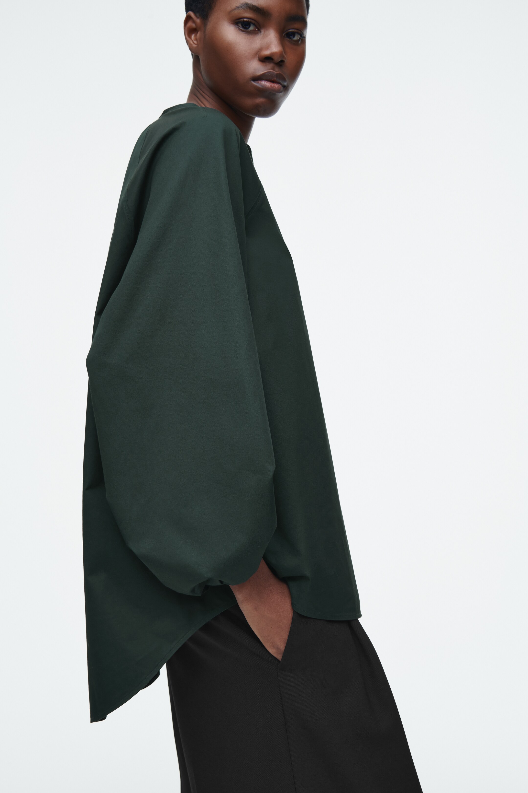 Agrandir l'image: BLOUSE MANCHES BALLON - VERT FONCÉ - FEMME | H&M BE 4