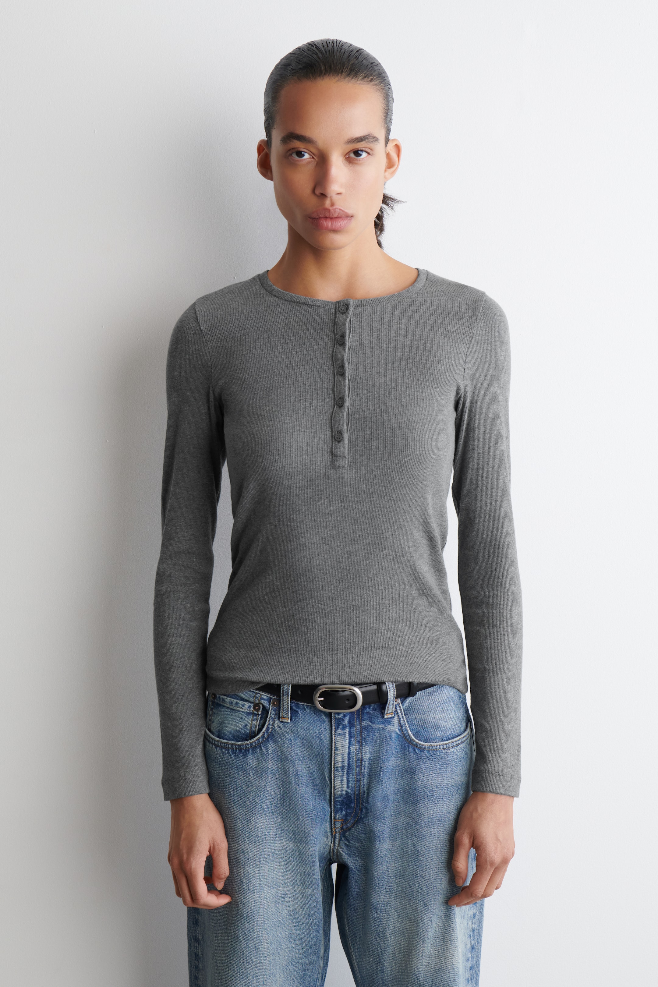 Agrandir l'image: HAUT HENLEY À MANCHES LONGUES - GRIS CHINÉ - FEMME | H&M CH 1