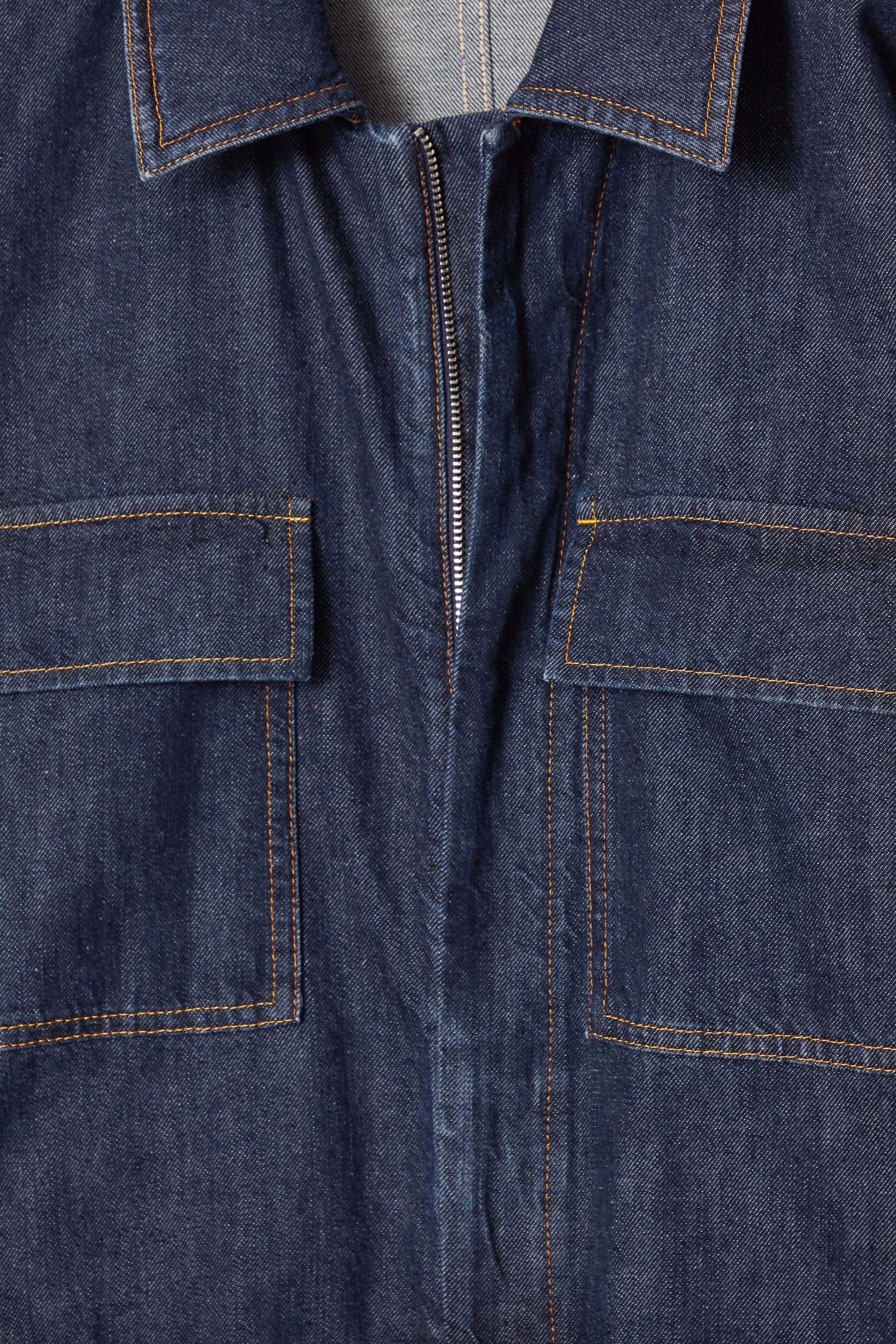 StillMedia/DescriptiveDetail