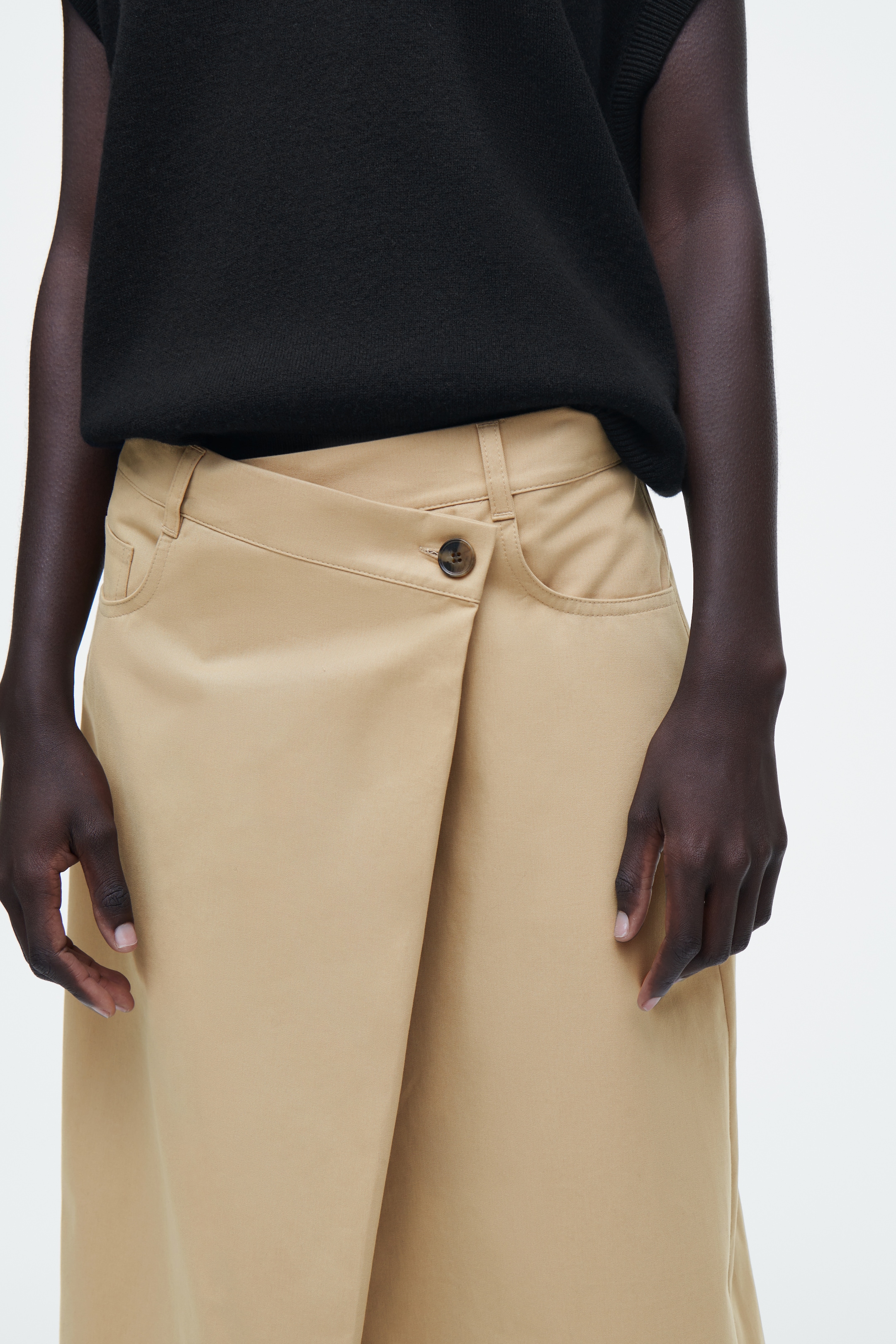 Grösseres Bild ansehen: ASYMMETRISCHER MIDIROCK AUS BAUMWOLLE - BEIGE - DAMEN | H&M CH 2