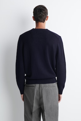 MERINO WOOL V-NECK SWEATER — MIDNIGHT 4