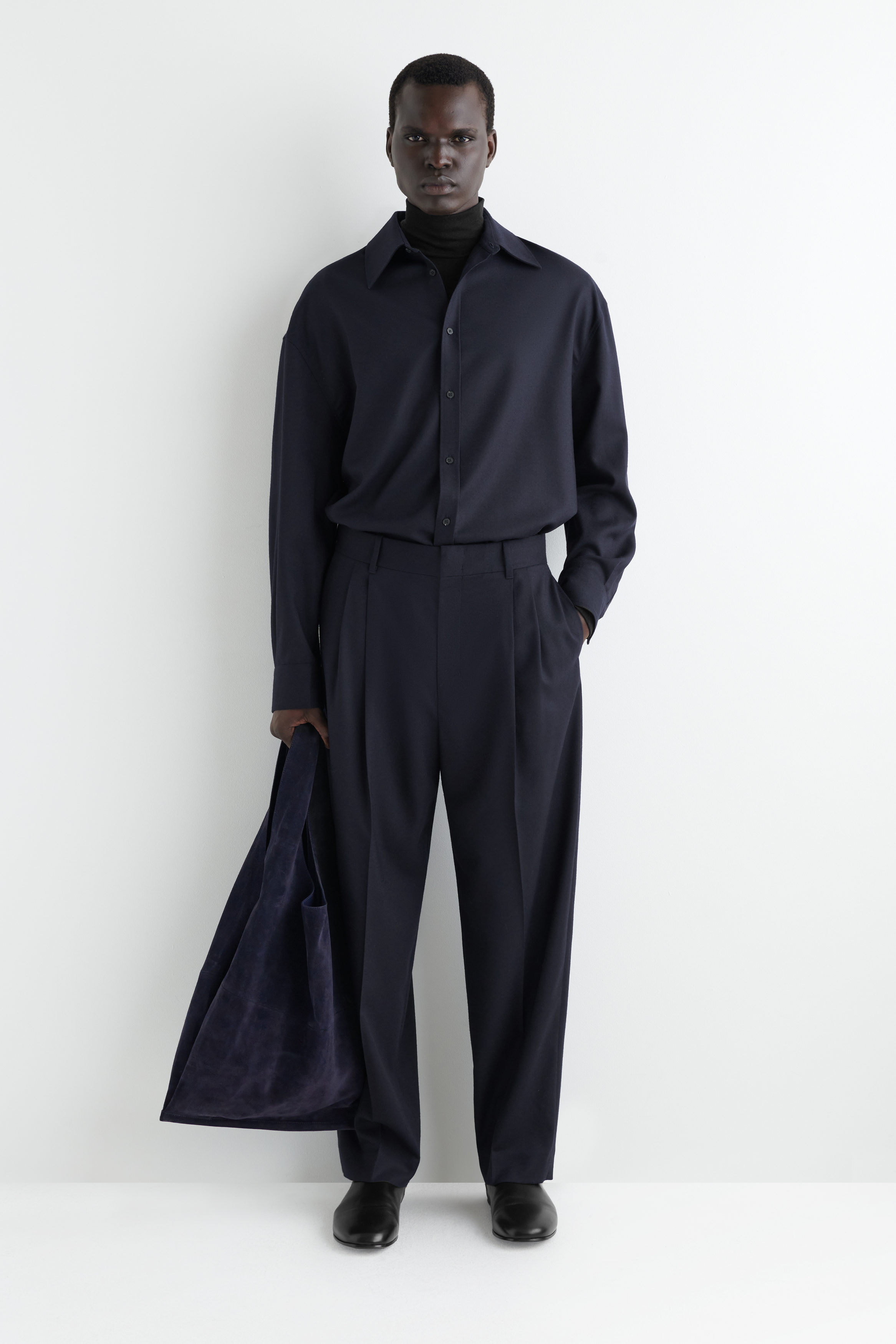 WOOL-FLANNEL PANTS - MIDNIGHT | COS