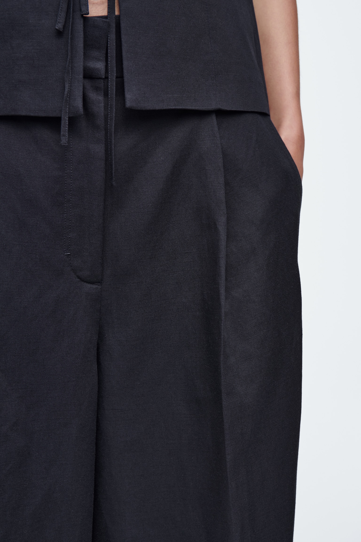 PANTALONES PERNERAS ANCHAS MEZCLA LINO RELAXED FIT - AZUL MARINO/ROSA CLARO/NEGRO - 4