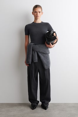 SEAMLESS MERINO WOOL T-SHIRT — CHARCOAL MÉLANGE 2