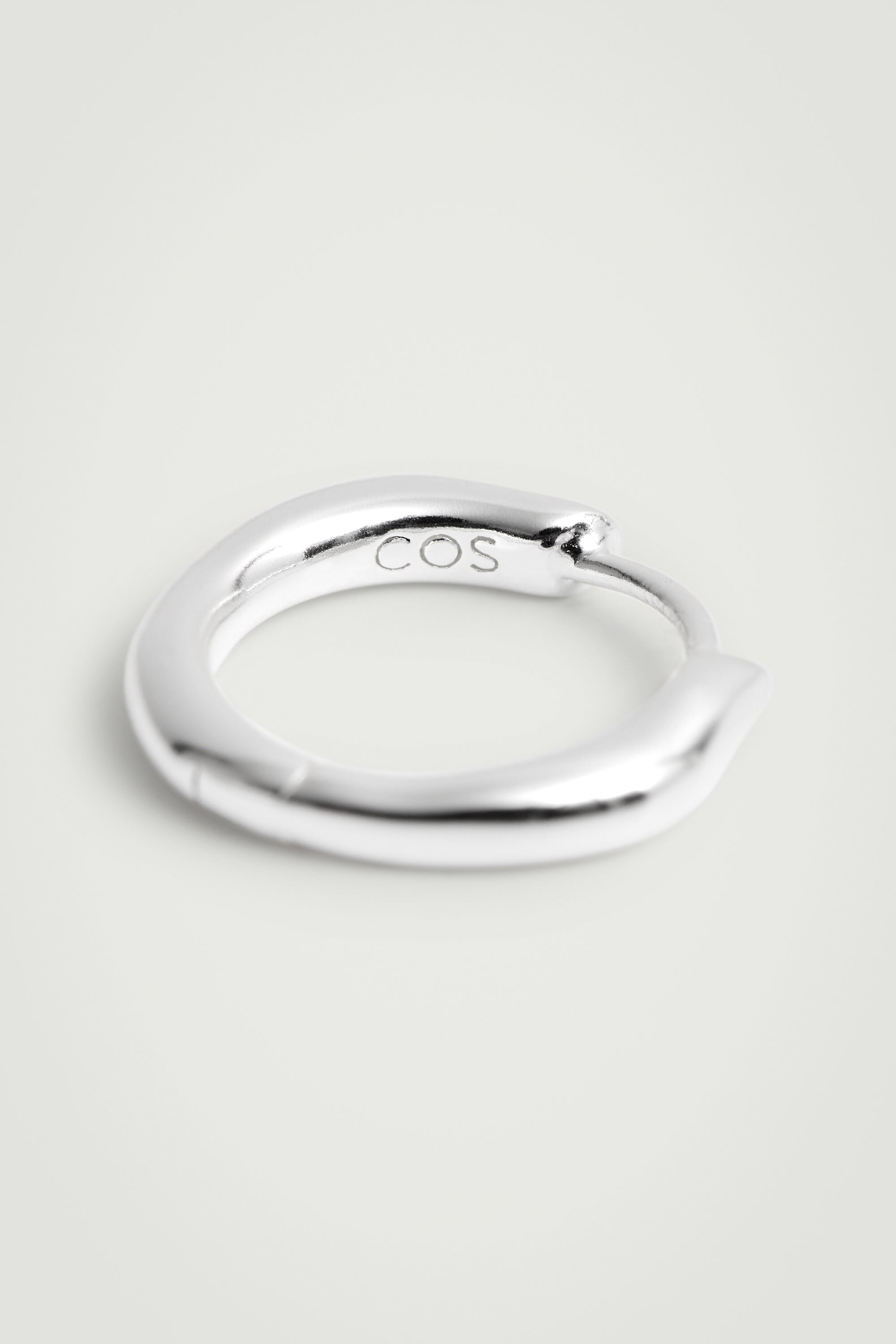STERLING SILVER HUGGIE HOOP EARRINGS - SILVER | COS