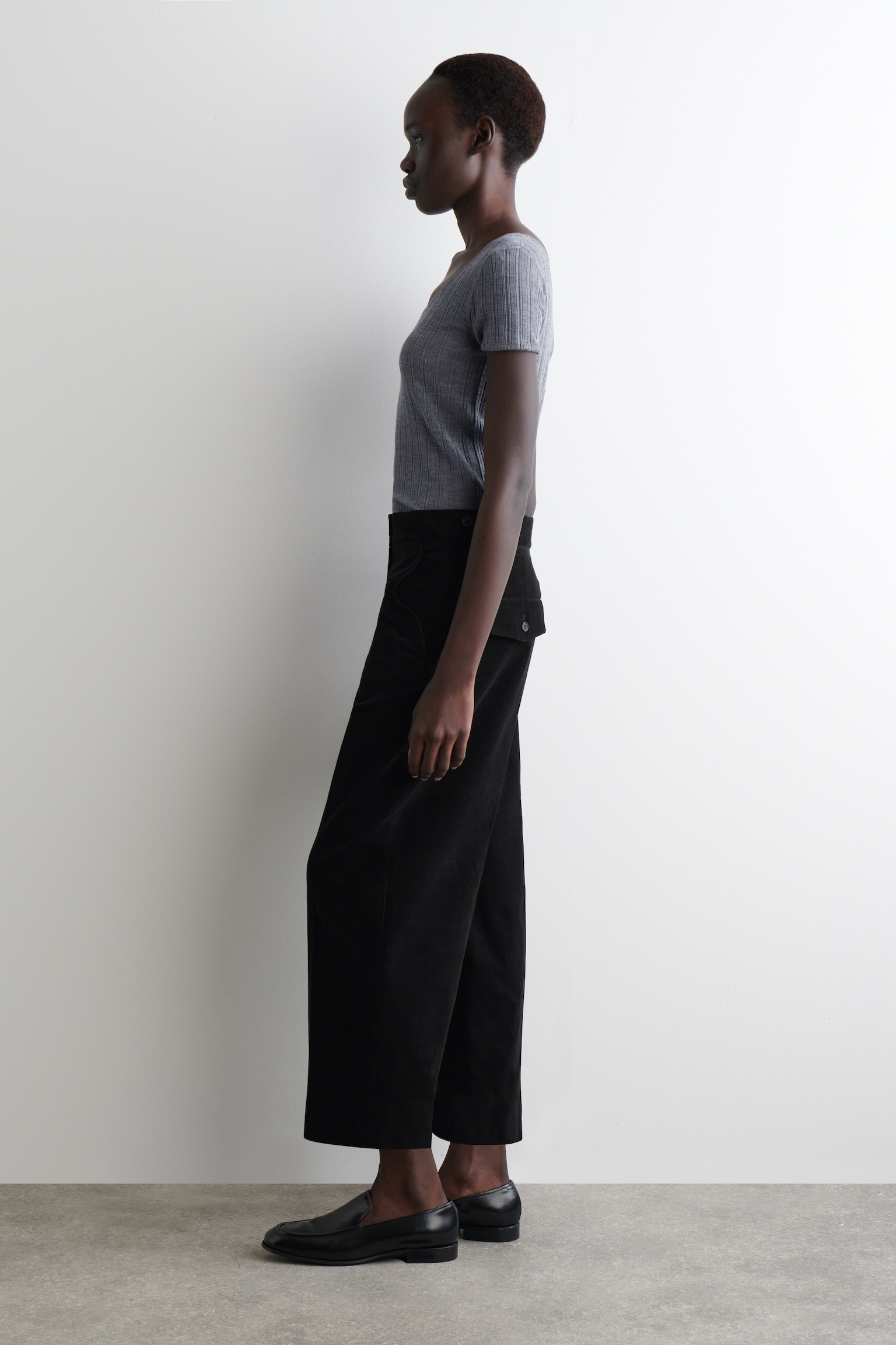 PANTALONES CROPPED DE PANA - NEGRO/VERDE OSCURO - 3