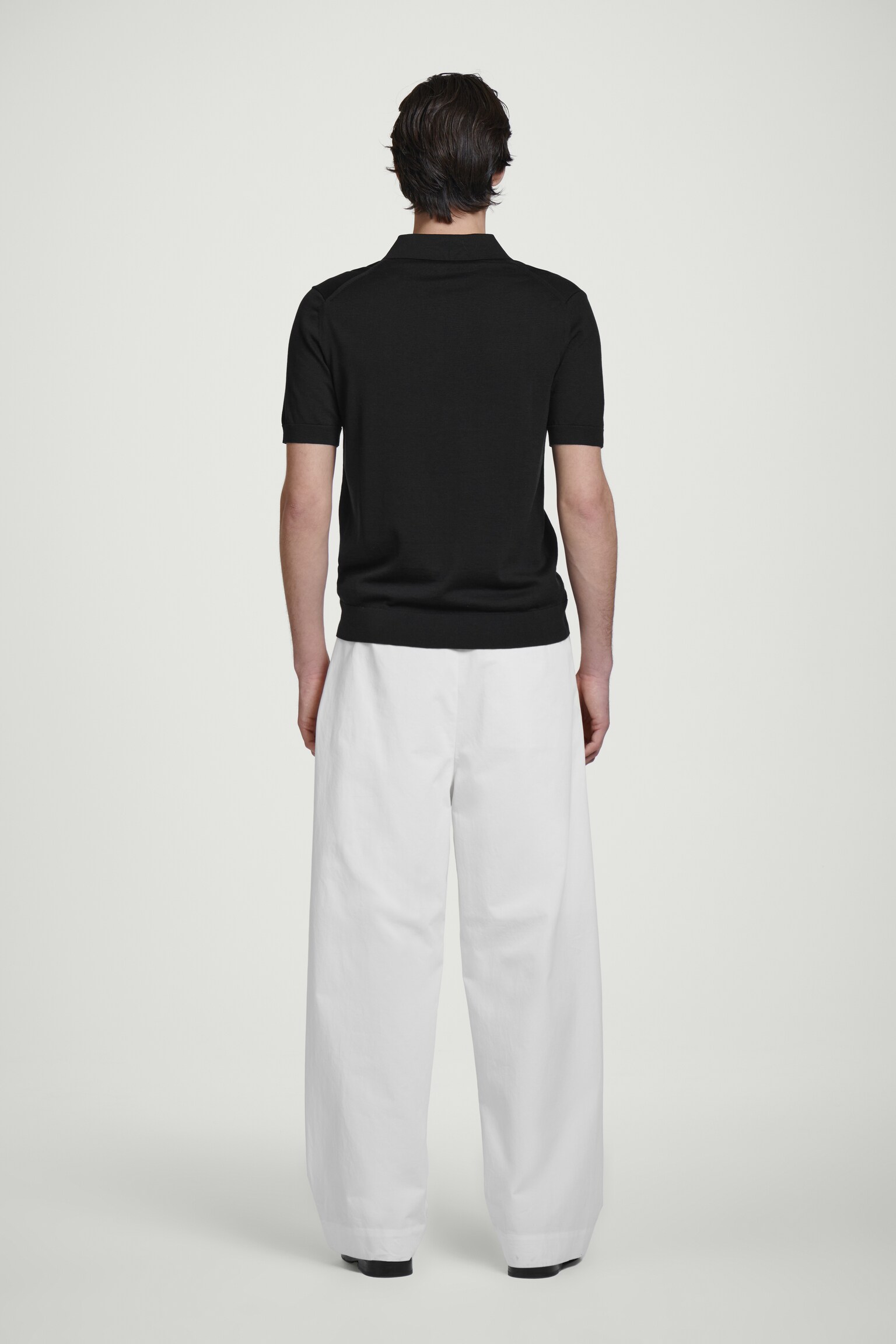 SCHMALES POLOSHIRT AUS SEIDE MIT REISSVERSCHLUSS - SCHWARZ/MOLE - 5