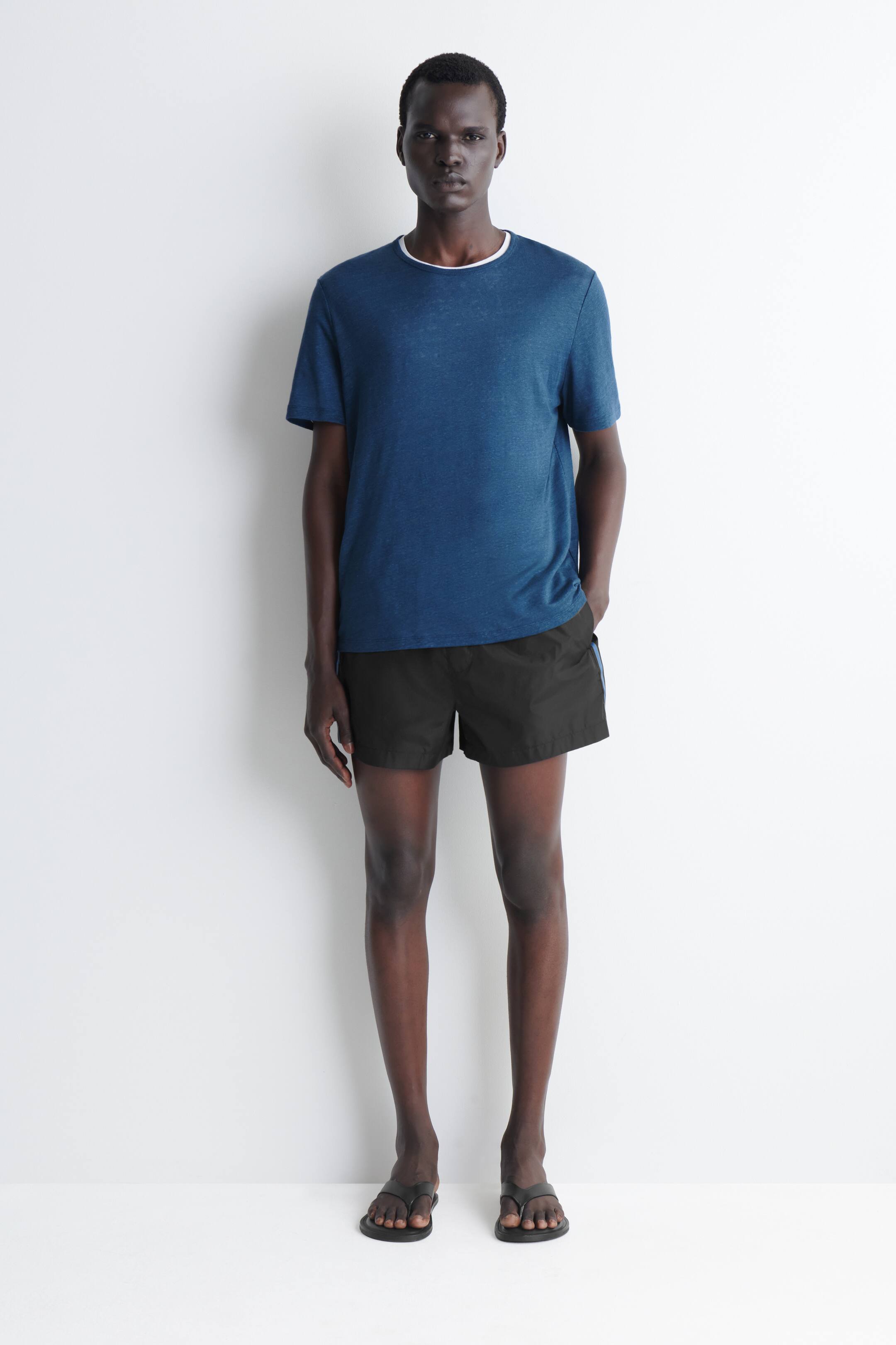 Nagyobb kép megtekintése: CSÍKOS RÉSZLETŰ FÜRDŐNADRÁG - FEKETE - FÉRFI | H&M HU 1