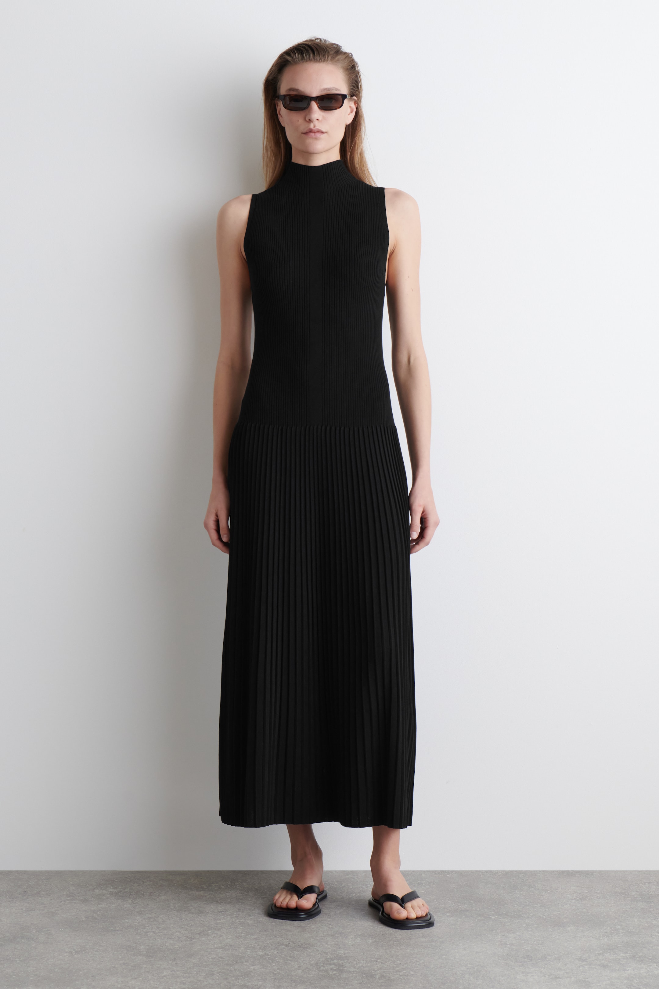 View larger image: PLEATED HIGH-NECK MAXI DRESS - BLACK - Ladies | H&M GB 1