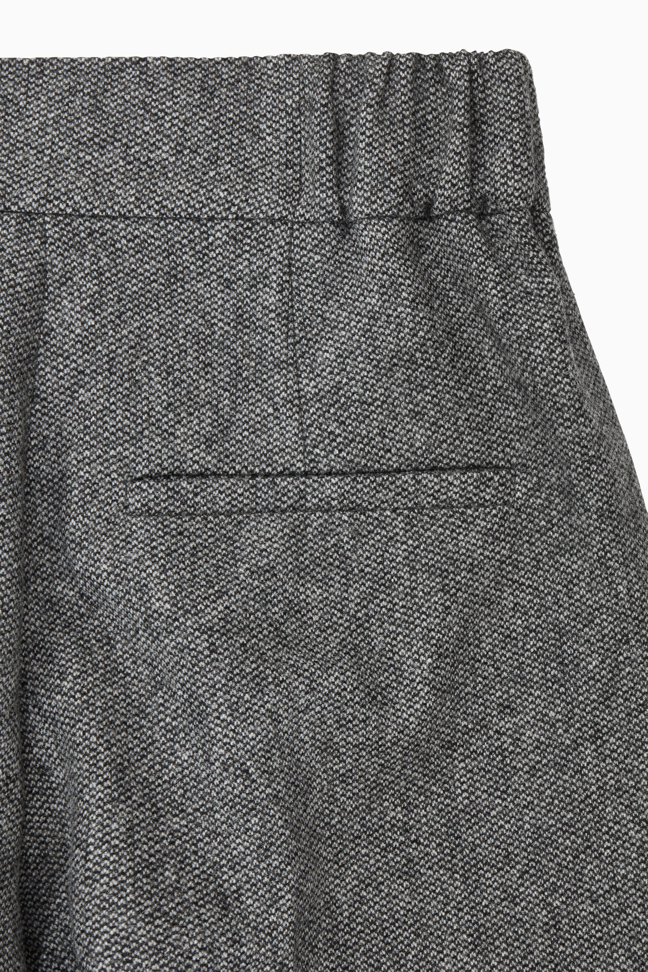 View larger image: REGULAR WOOL-FLANNEL WIDE-LEG CULOTTES - WHITE / BLACK - Ladies | H&M GB 3