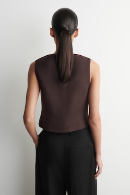TAILORED WAISTCOAT — BROWN 3