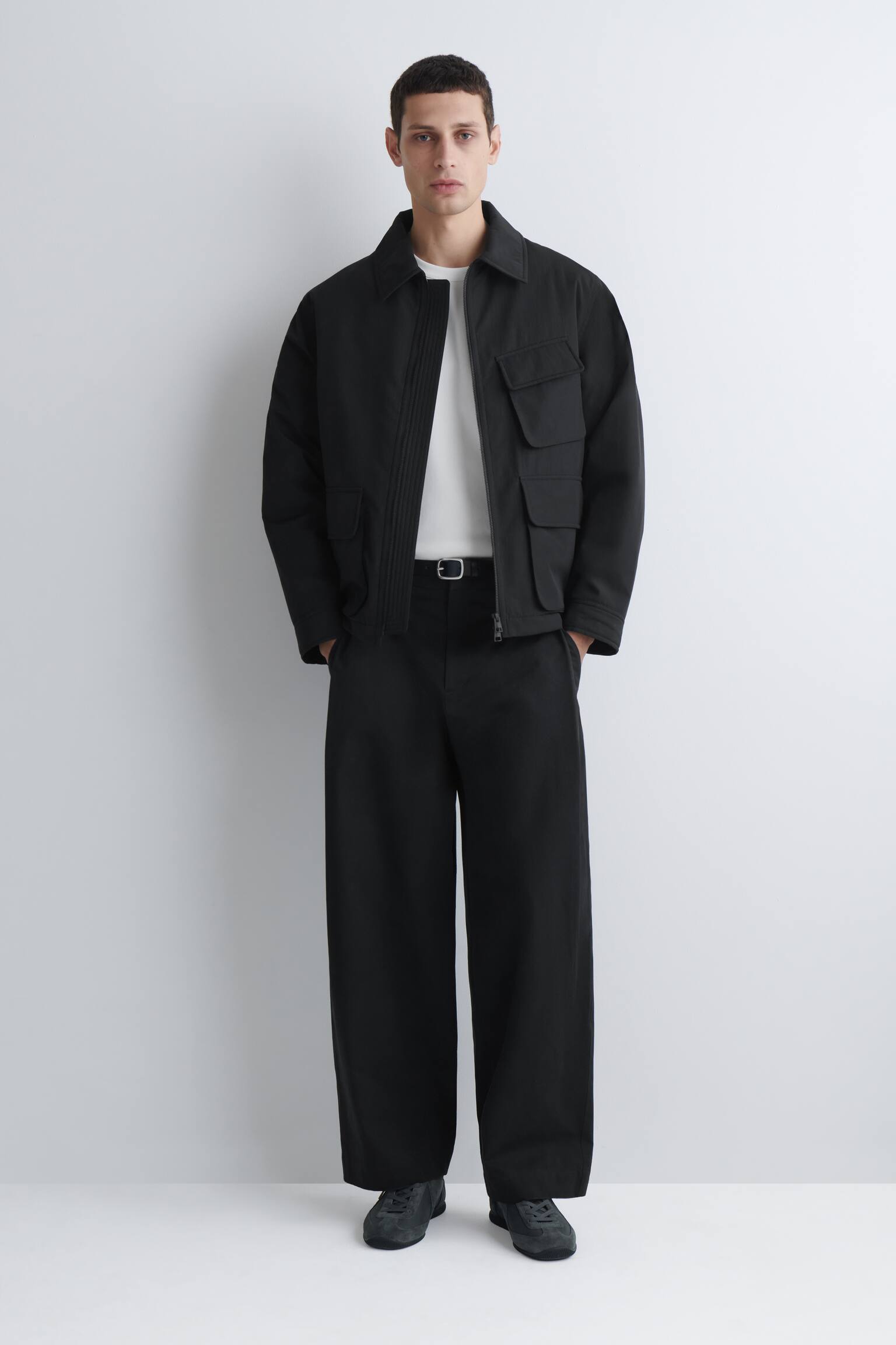 TRICOU DIN BUMBAC INTERLOCK CU GULER ROTUND - ALB/GRI DESCHIS/BLEUMARIN / ALB / CU DUNGI/NEGRU - 5