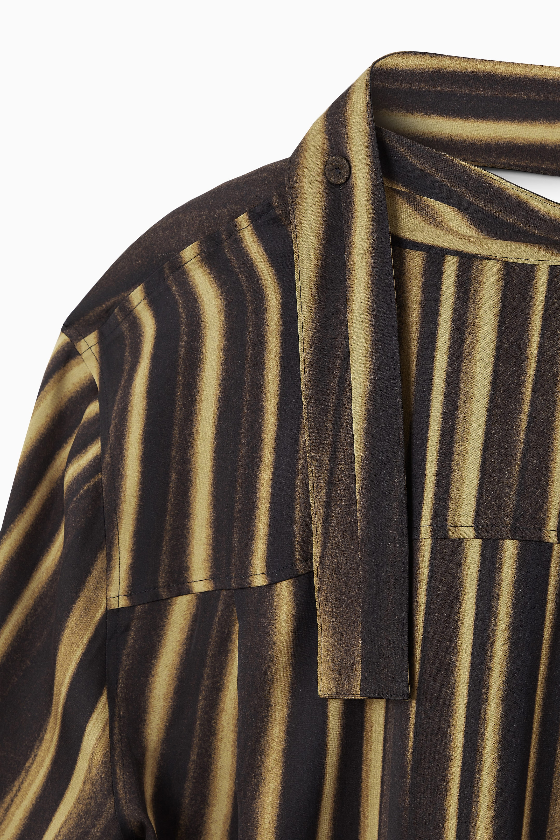 TROMPE-L'ŒIL BLOUSE
