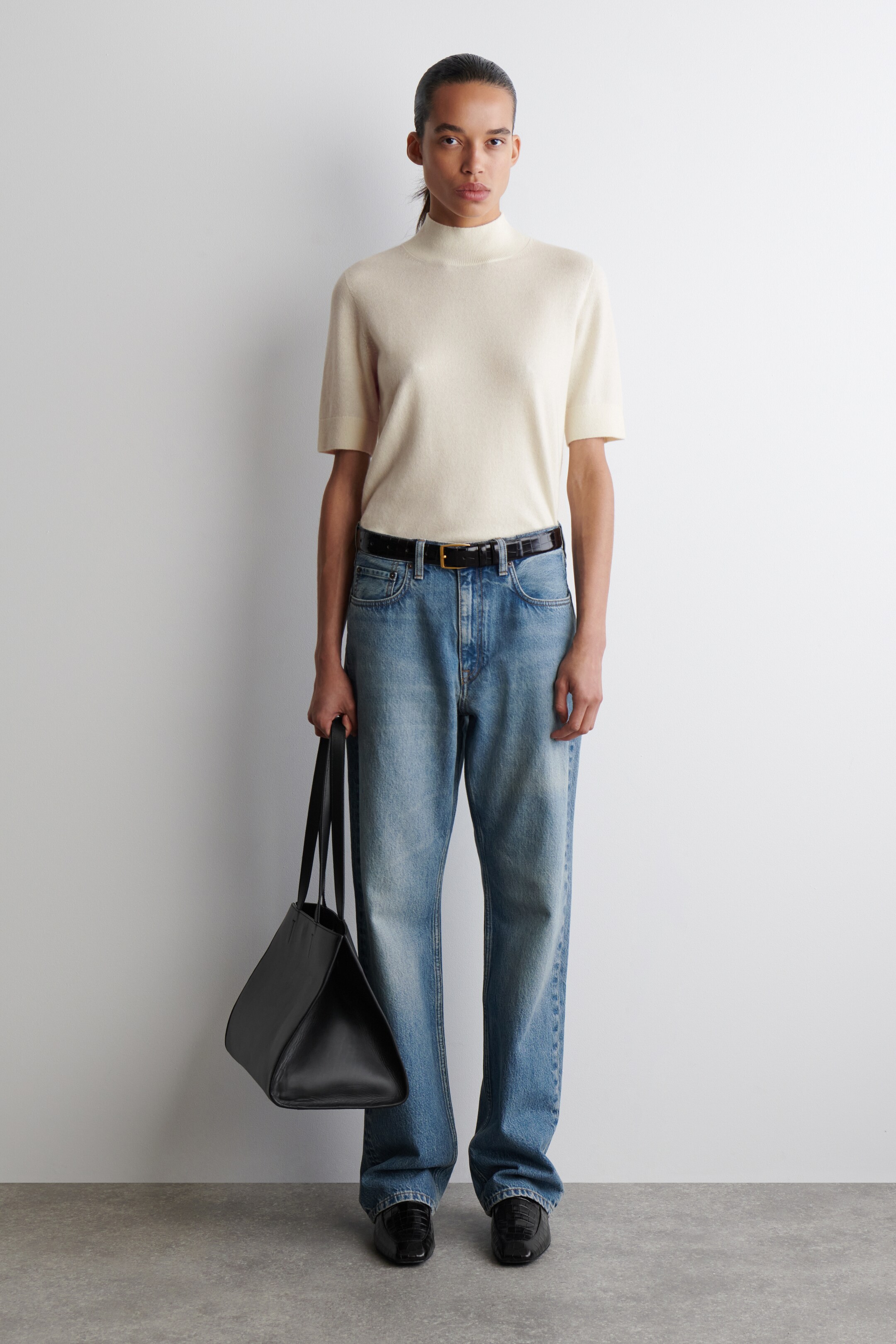 Преглед на по-голямо изображение: CASHMERE MOCK-NECK T-SHIRT - КРЕМАВО - ЖЕНИ | H&M BG 3