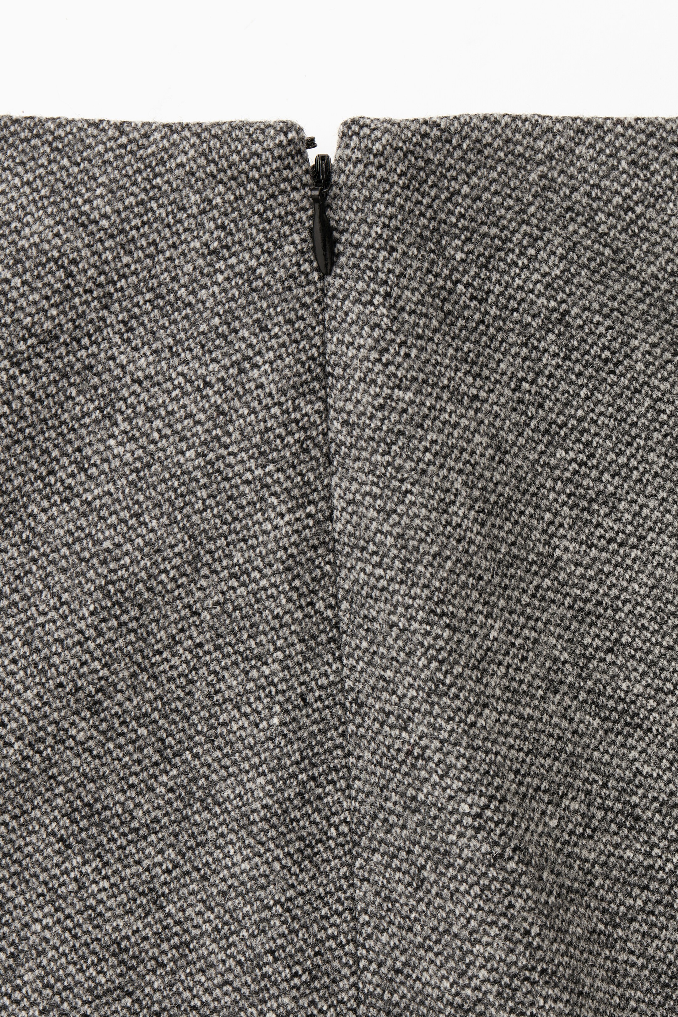 Agrandir l'image: MINI-JUPE JACQUARD DE LAINE - NOIR / BLANC - FEMME | H&M CH 2