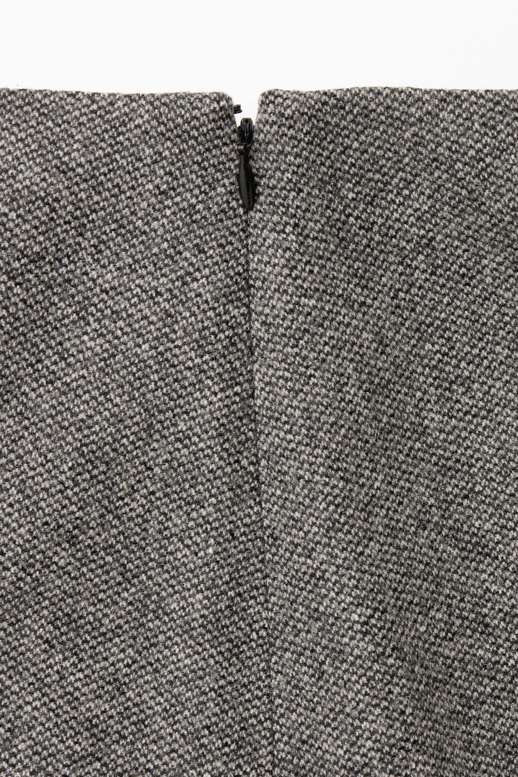 StillMedia/DescriptiveDetail