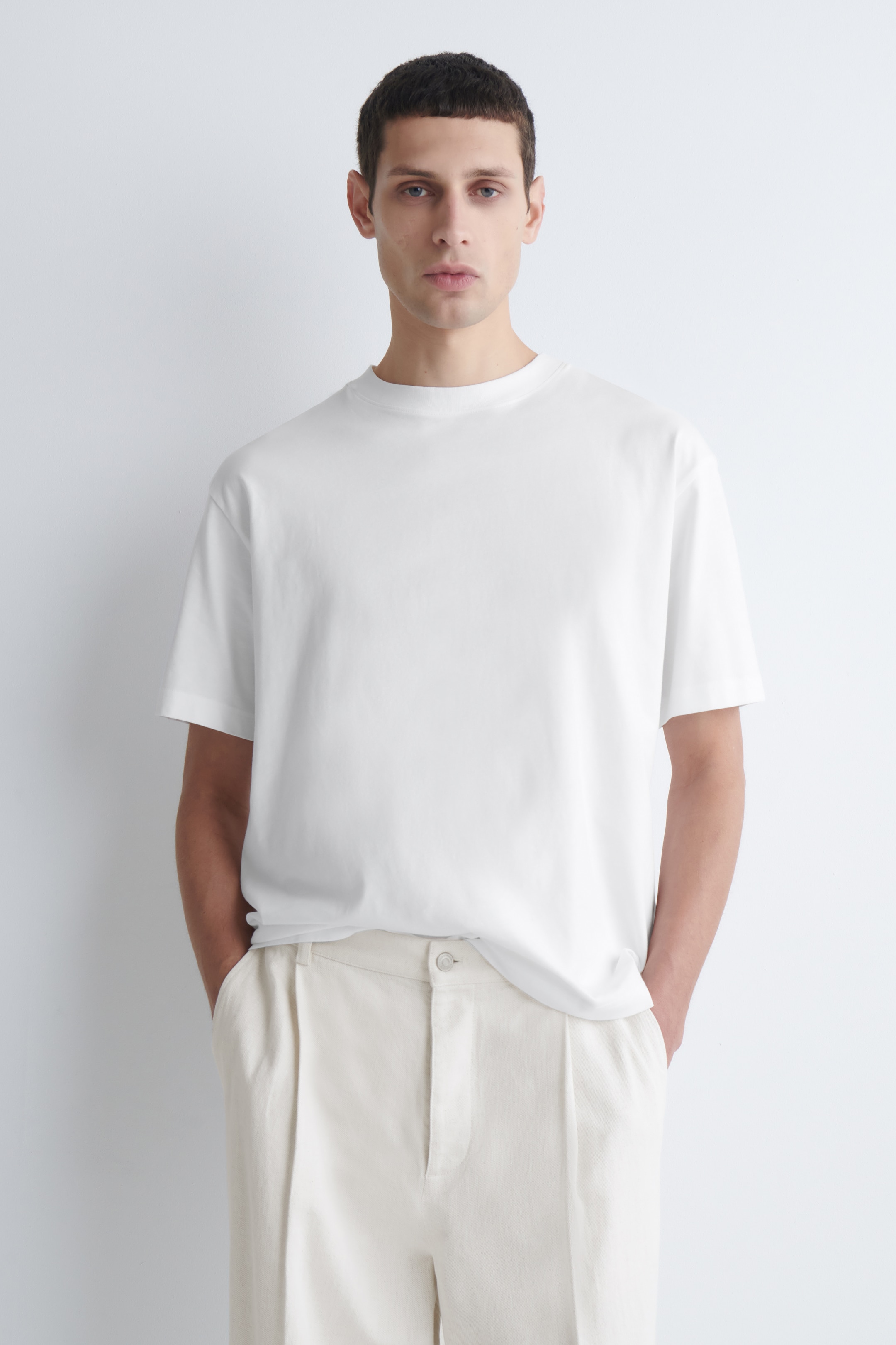 Agrandir l'image: T-SHIRT DÉCONTRACTÉ EN COTON LÉGER - BLANC - HOMME | H&M FR 2