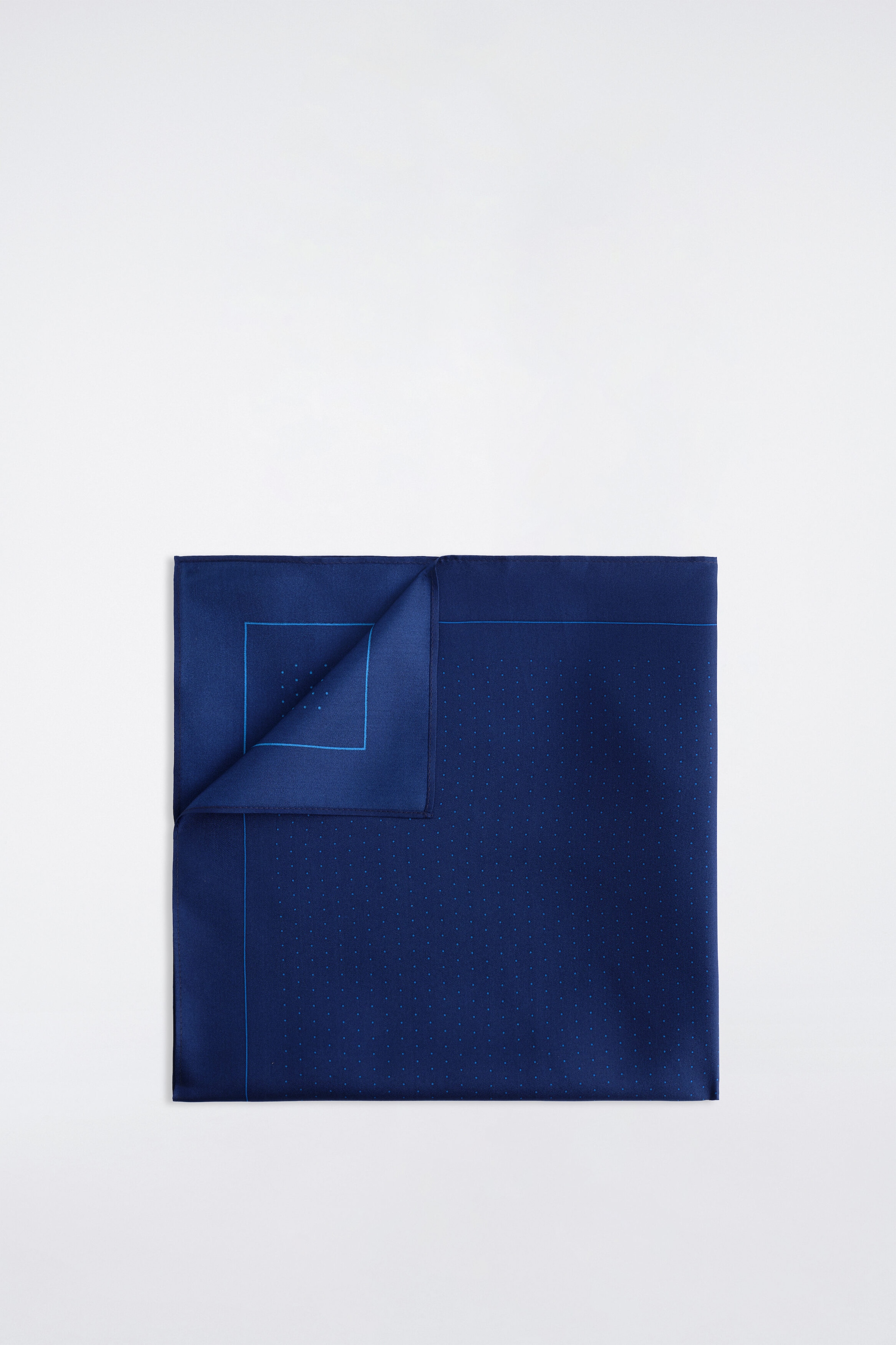 POLKA-DOT SILK POCKET SQUARE