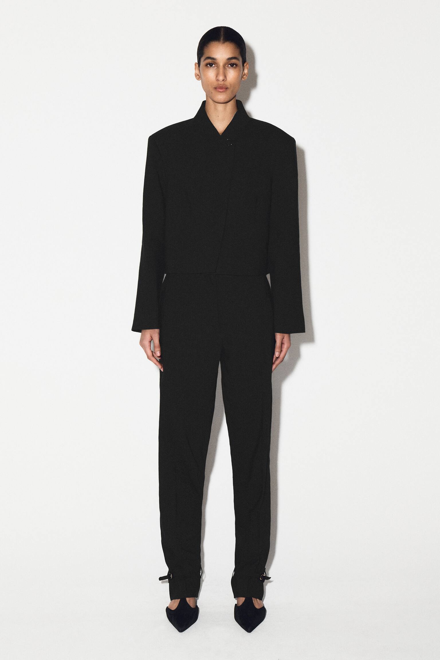 LINEN STRAIGHT-LEG TROUSERS - 10