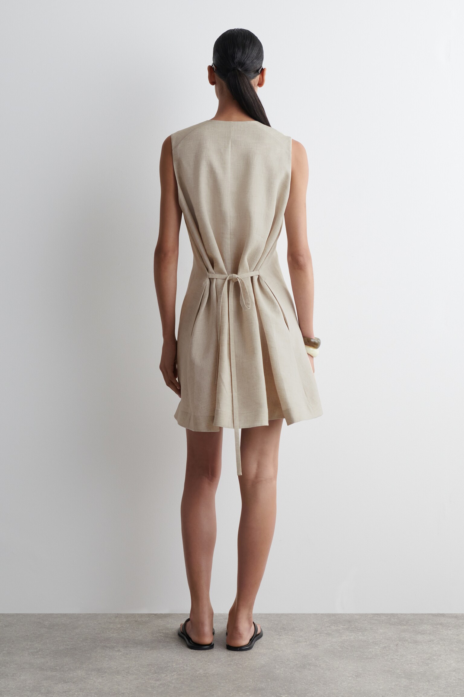 ROBE COURTE BOUTONNÉE EN LIN - AVOINE - 5
