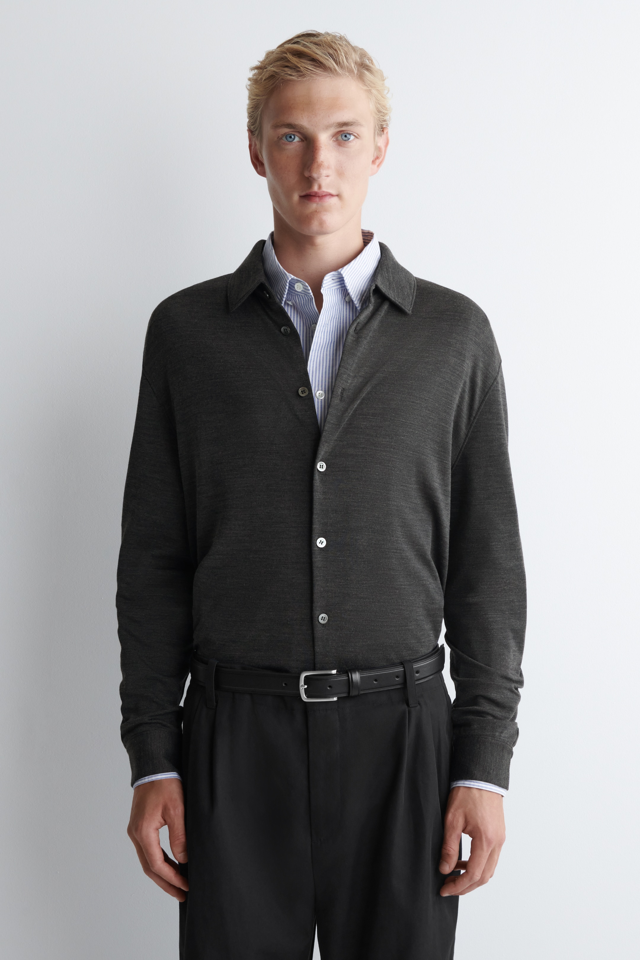 View larger image: WOOL-BLEND JERSEY SHIRT - DARK-GREY MÉLANGE - Men | H&M GB 1