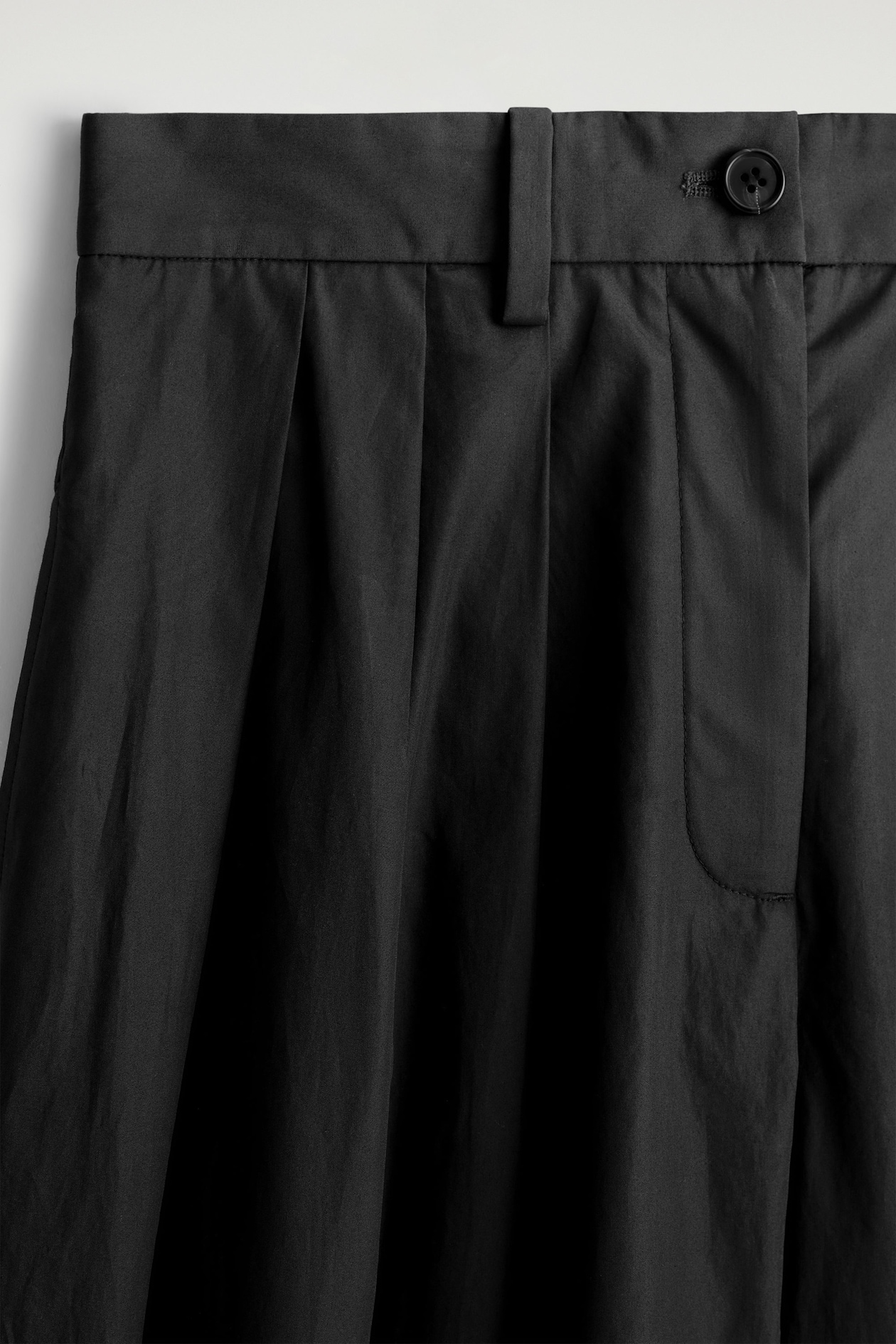 PLEATED COTTON CULOTTES — BLACK