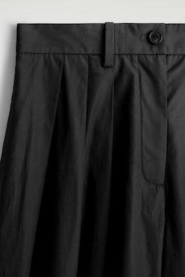 PLEATED COTTON CULOTTES — BLACK 4