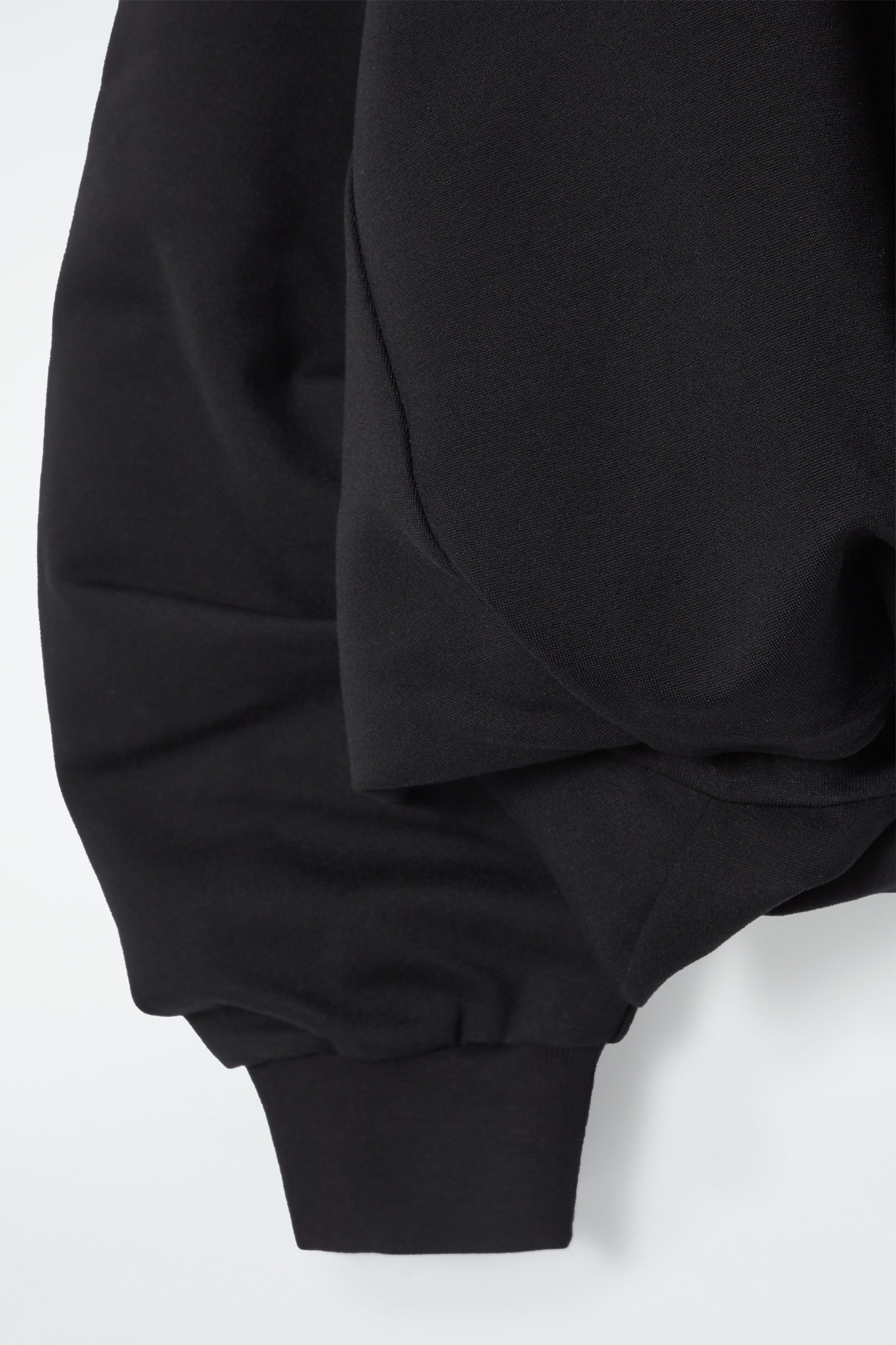 Tシャツ・カットソー +AMBLER+ Ribbon House Sweatshirt Black AMM1217 Yaz ⵣ Organic Raglan Sweatshirt - Embrace Amazigh Heritage