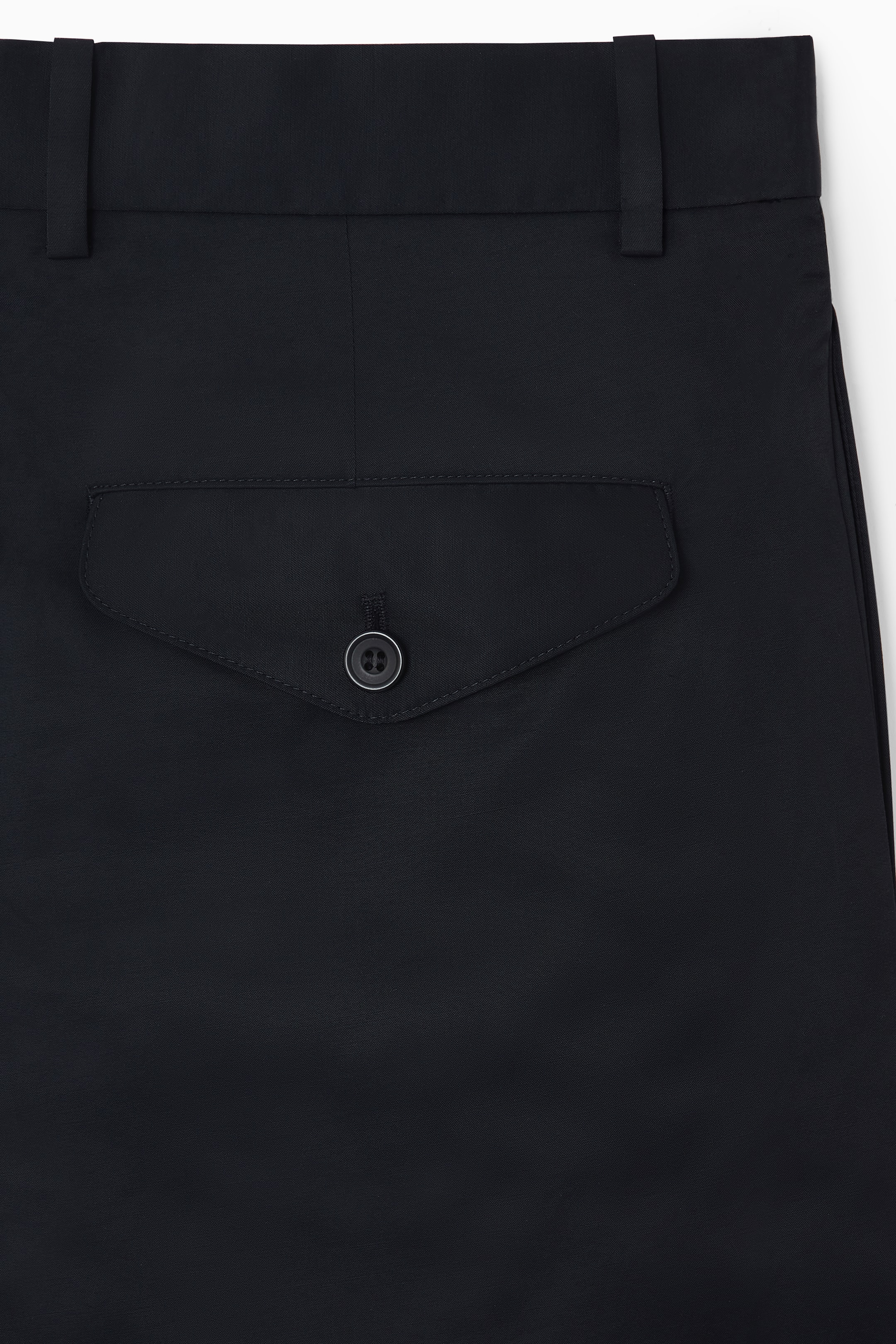 Ingrandisci l'immagine: PLEATED COTTON TAPERED TROUSERS - NAVY - UOMO | H&M CH 2