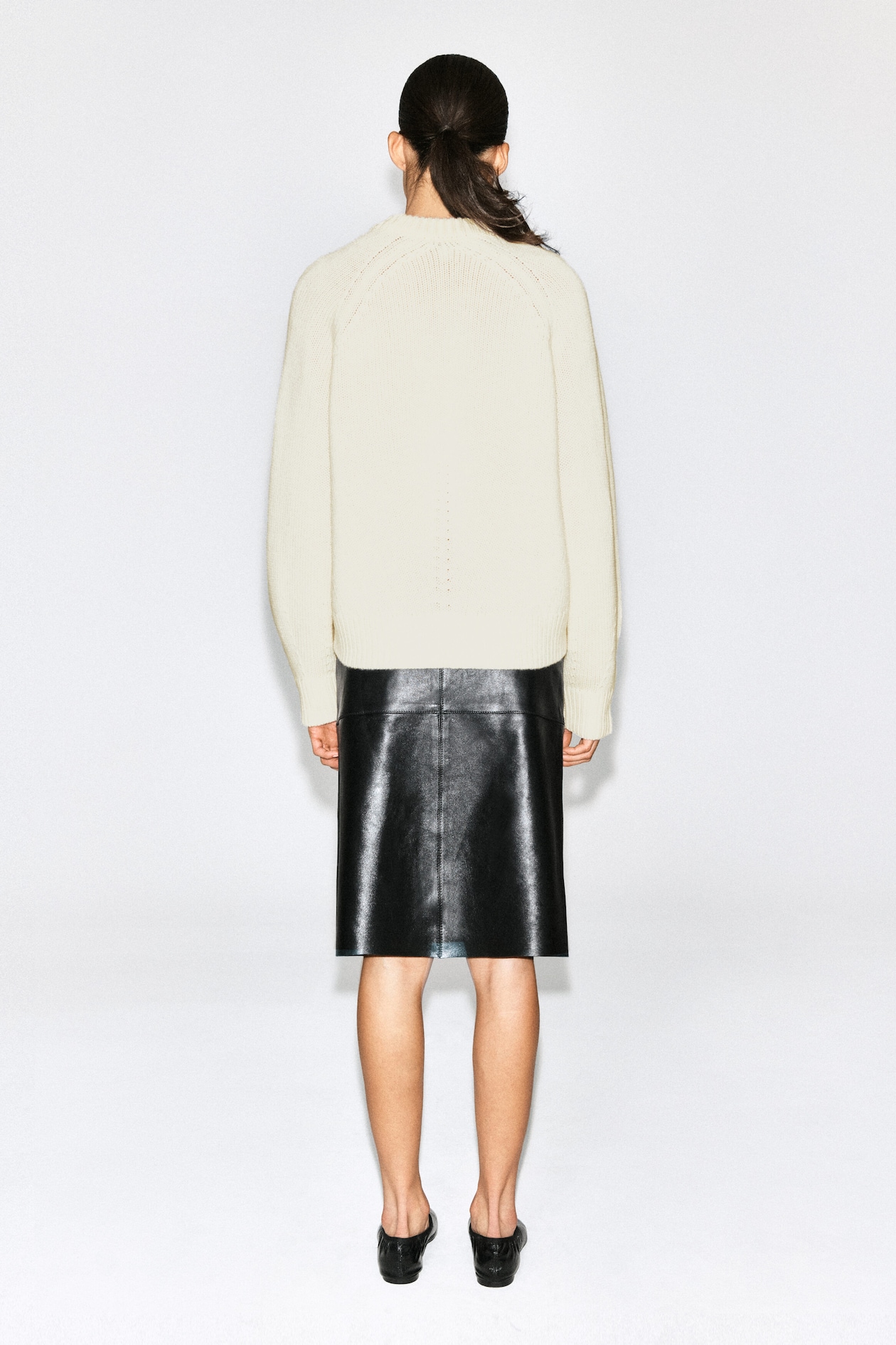 ROUNDED WOOL CREW-NECK SWEATER — CREAM
