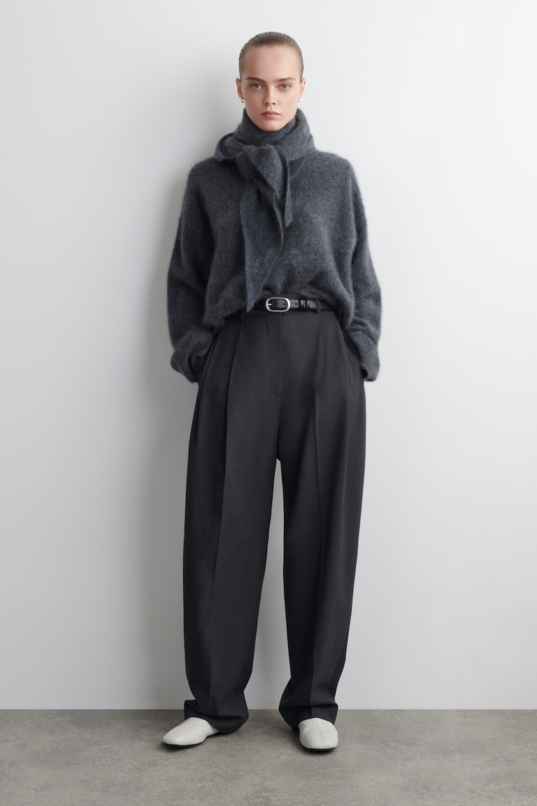Pull col rond texturé gris