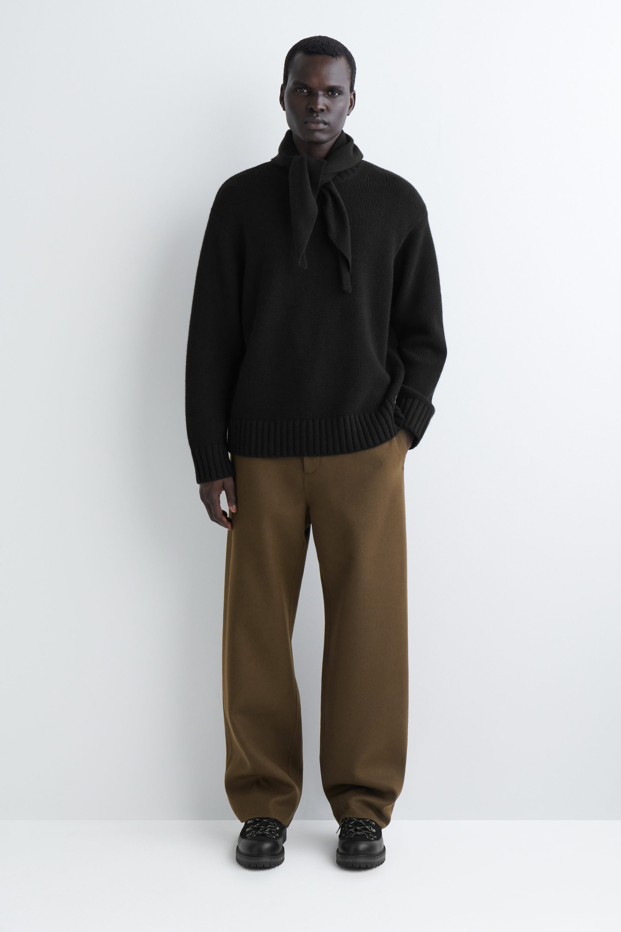 CHUNKY PURE CASHMERE CREW-NECK SWEATER