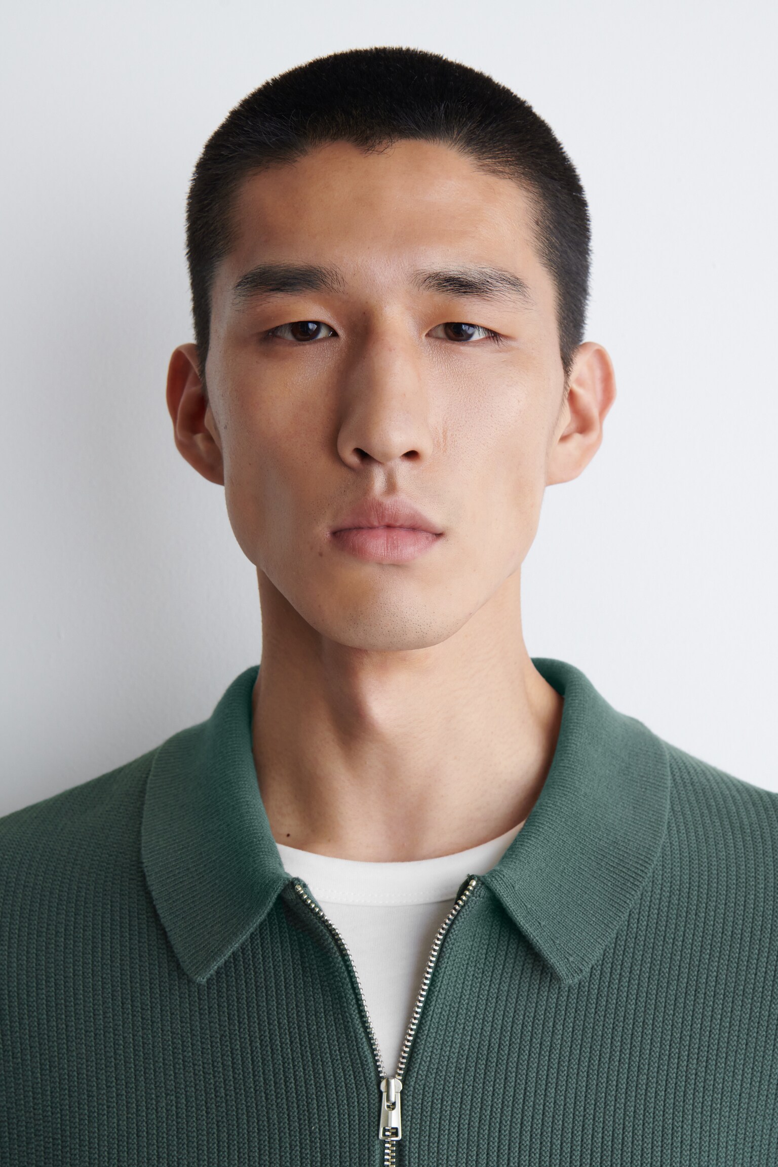CHEMISE DEMI-ZIPPÉE EN MAILLE DE COTON GAUFRÉE - VERT PIN/BLANC - 6