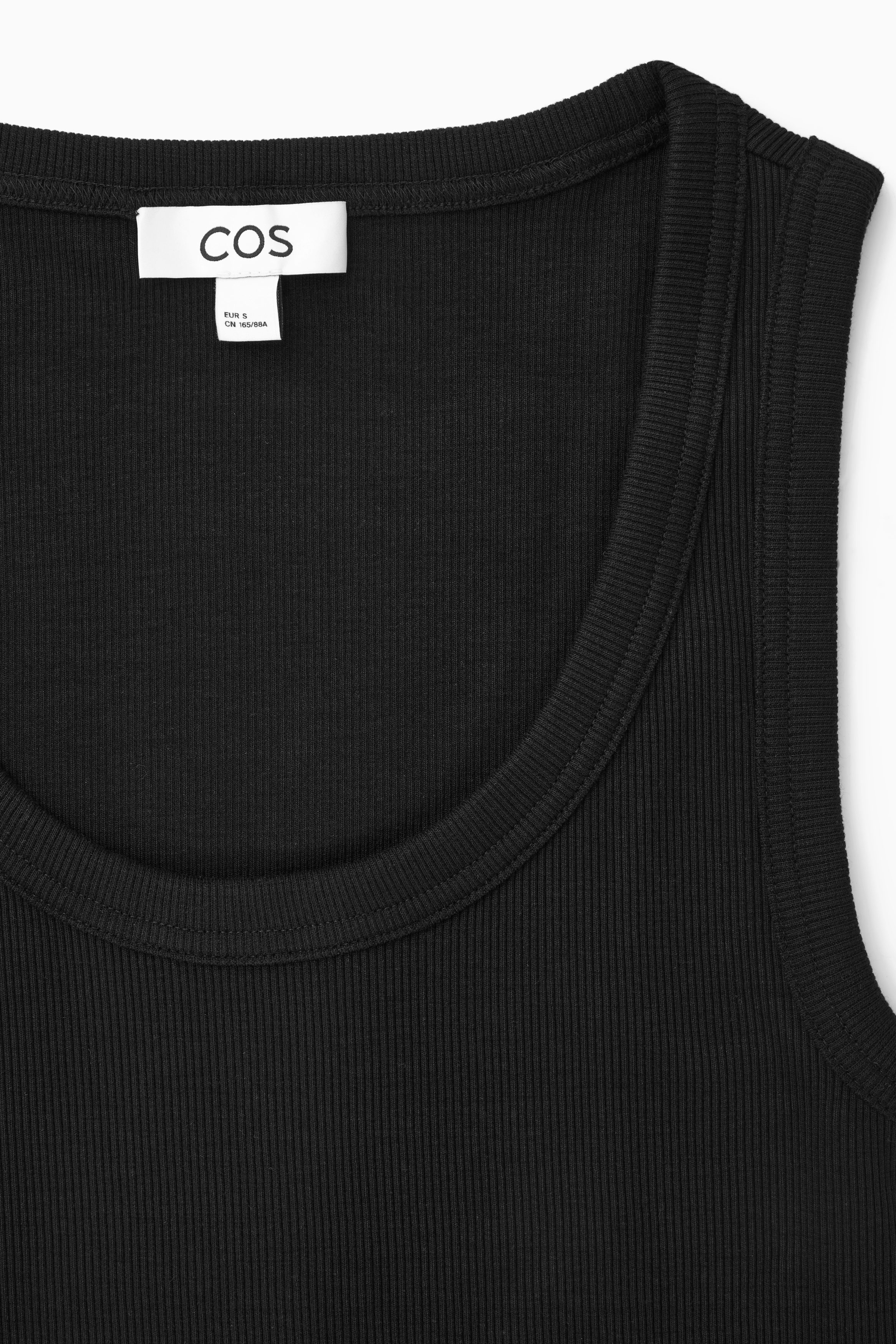 SCOOP-NECK RIBBED TANK TOP - BLACK | COS