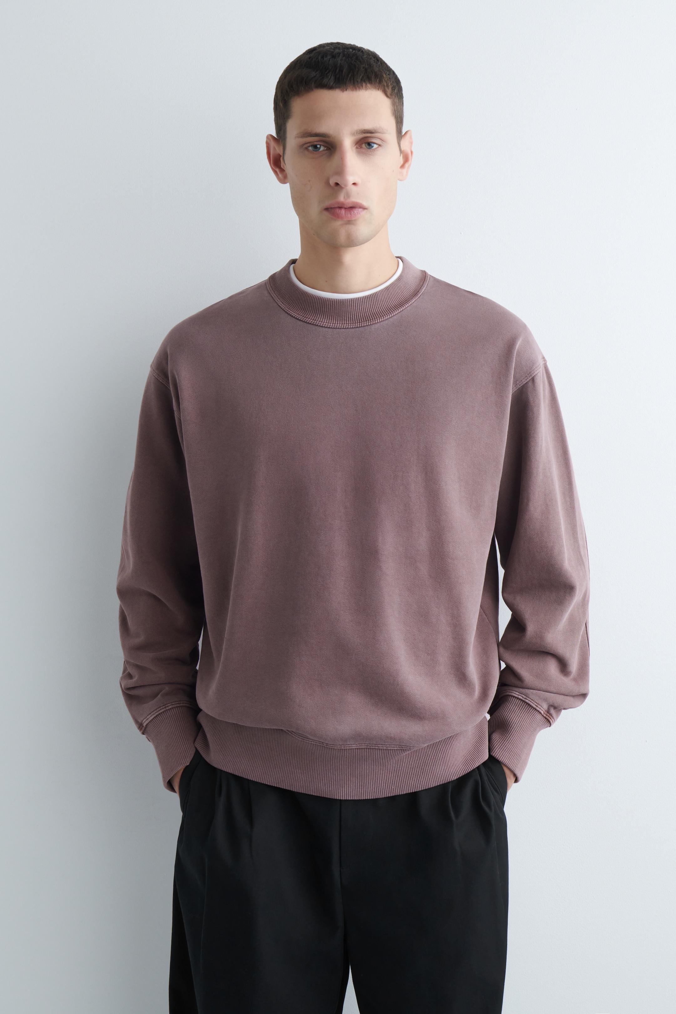 Visualizza immagine più grande: FELPA IN COTONE LAVATO DAL TAGLIO RILASSATO - BORDEAUX LAVATO - UOMO | H&M IT 1
