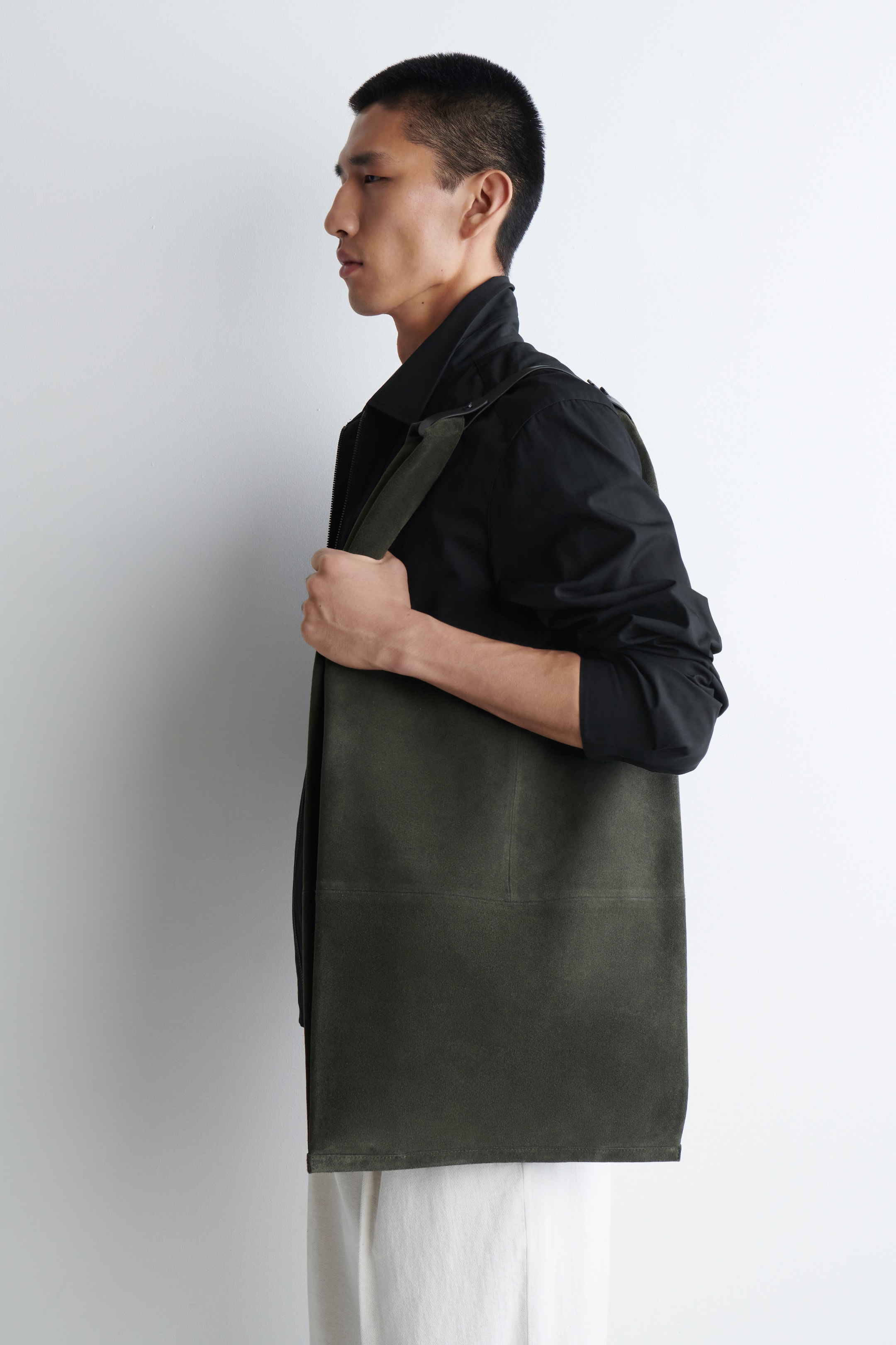 Ingrandisci l'immagine: SLOUCHY TOTE - SUEDE - GREY - UOMO | H&M CH 3
