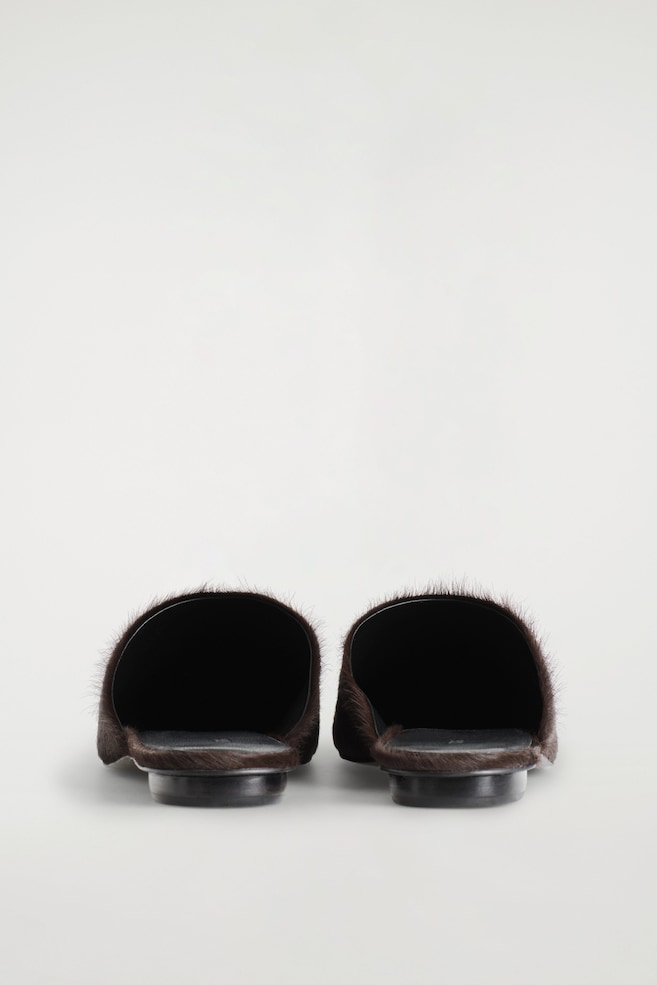 PONY HAIR-EFFECT LEATHER MULES — DARK BROWN