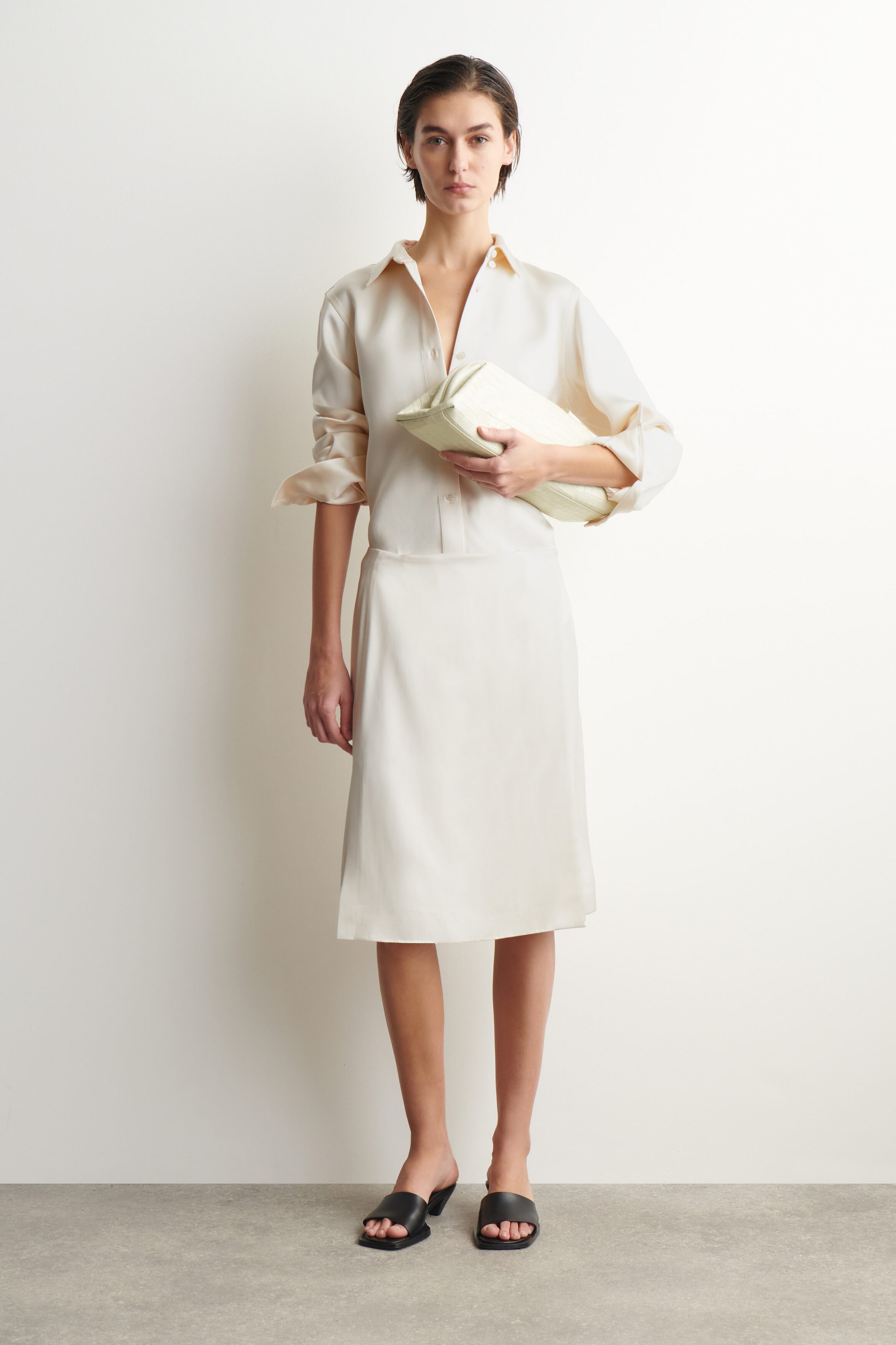 INGOT CLUTCH BAG - LEATHER