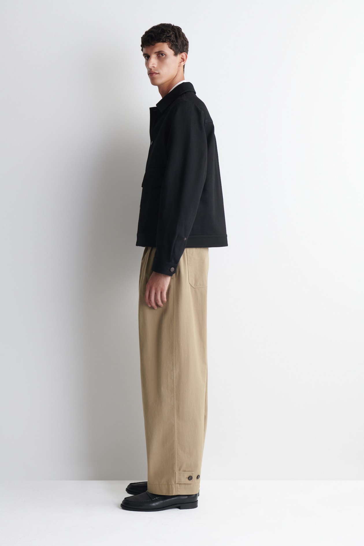 RAW SELVEDGE DENIM JACKET — BLACK